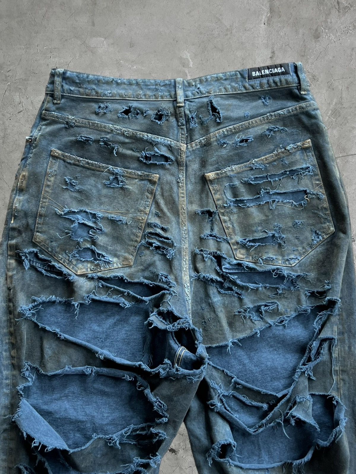 Balenciaga Balenciaga Mud Super Destroyed Jeans Size US 34 / EU 50 - 9 Thumbnail