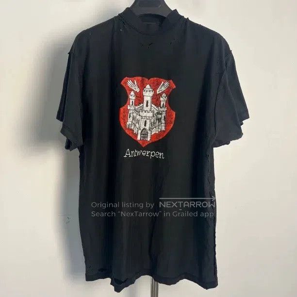 Balenciaga Balenciaga Black Distressed Short Sleeve, Size L Size US S / EU 44-46 / 1 - 1 Thumbnail