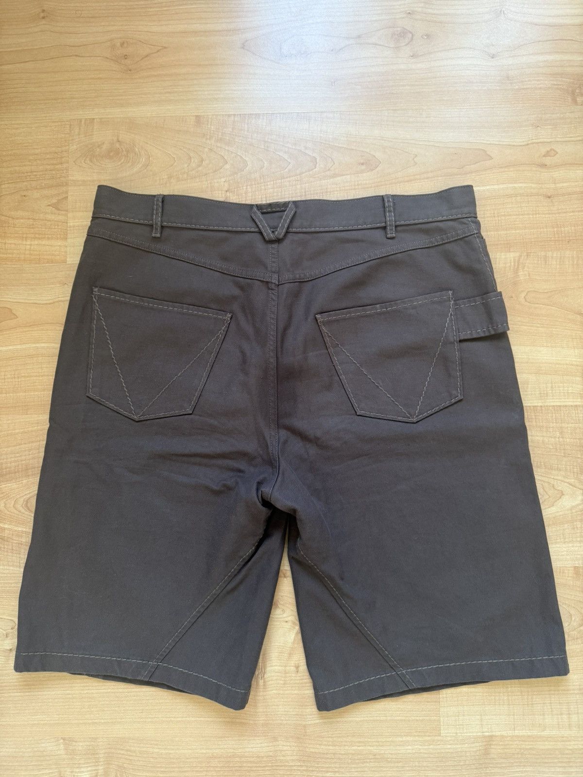 Bottega Veneta Bottega Veneta shorts Size US 36 / EU 52 - 2 Thumbnail