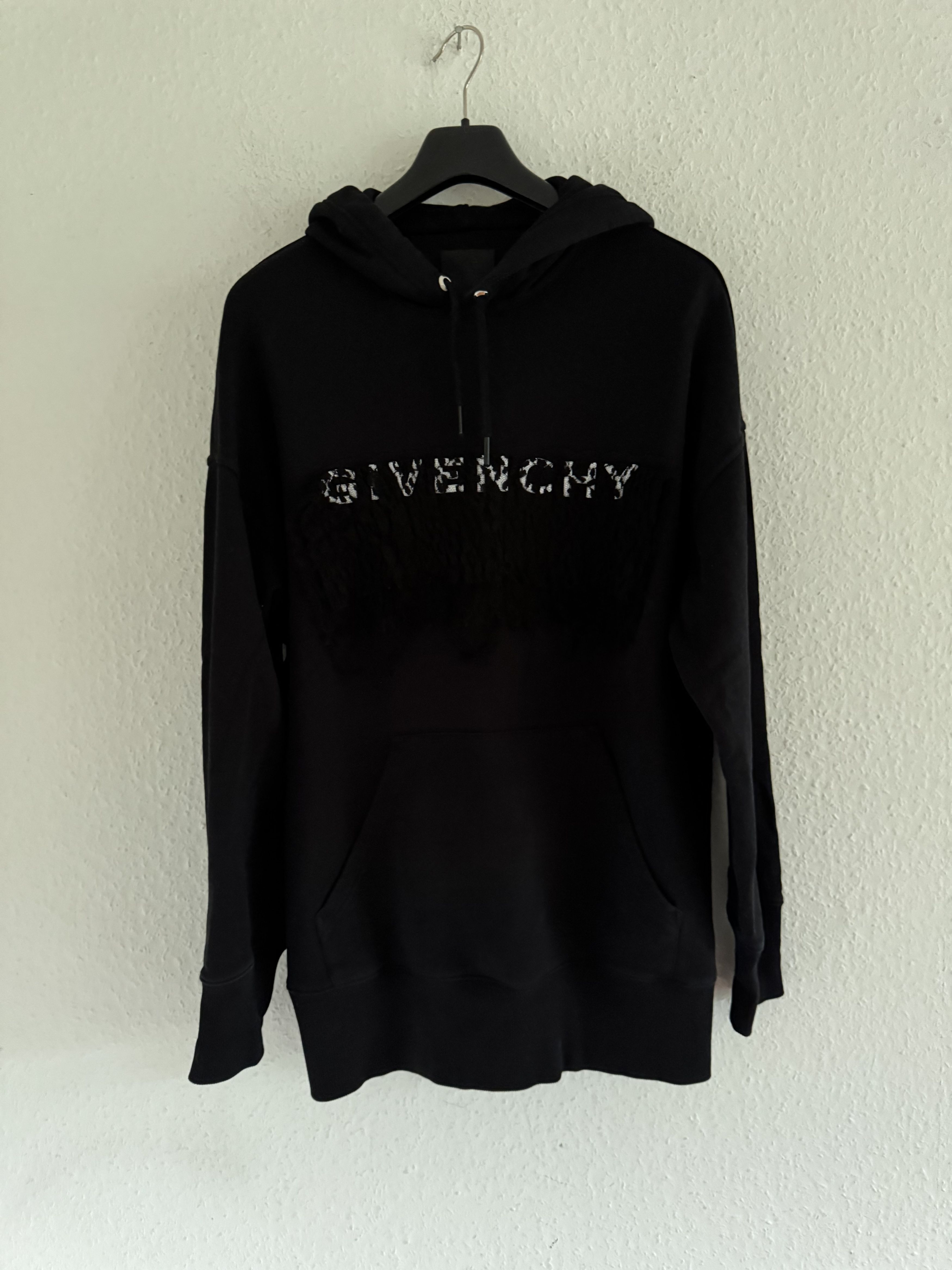Givenchy Lace Patch Brushed Hoodie Size US S / EU 44-46 / 1 - 2 Thumbnail