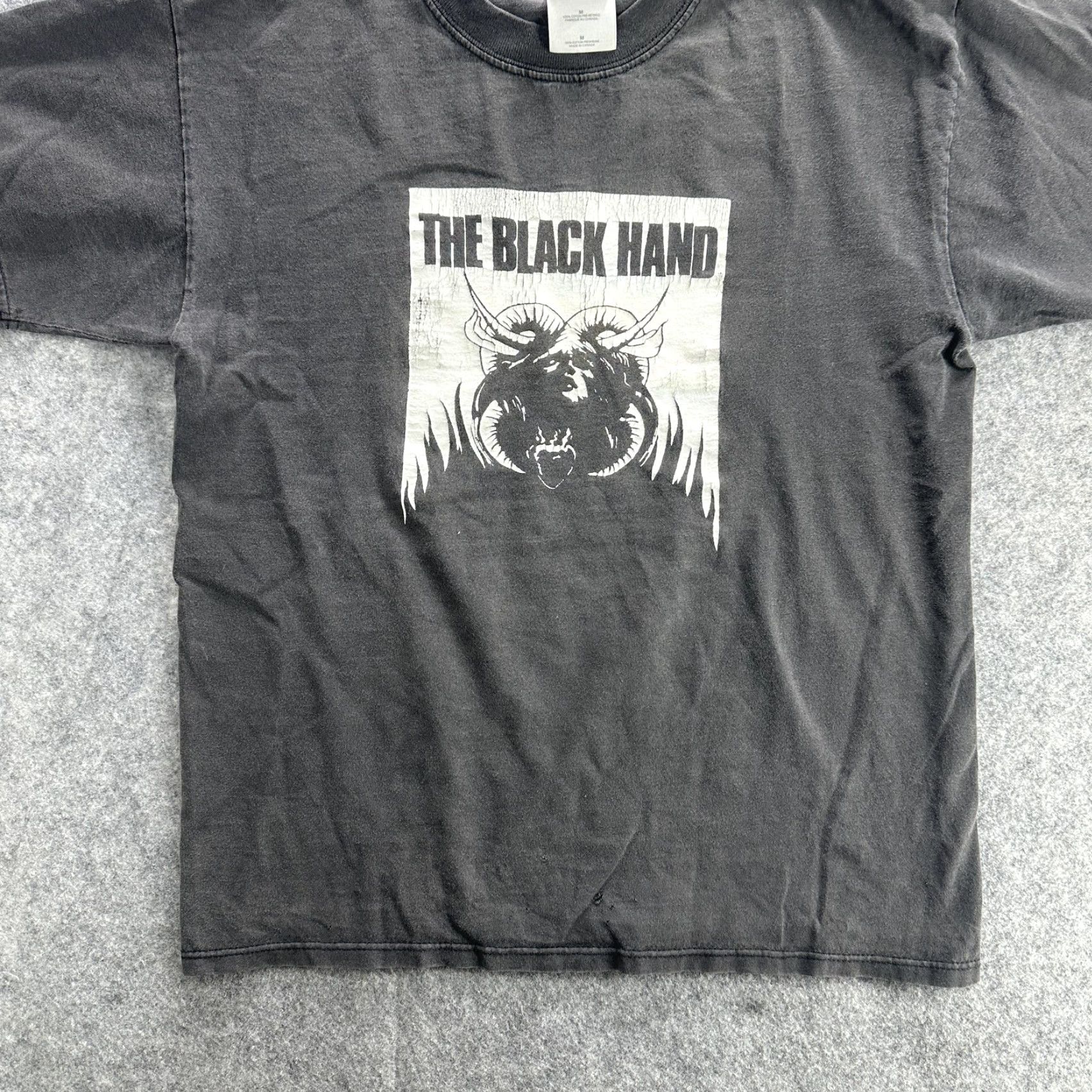 Gildan The Black Hand Shirt Mens Medium Black Graphic Tee Gildan Ultra Cotton Heavyweight Size US M / EU 48-50 / 2 - 2 Thumbnail