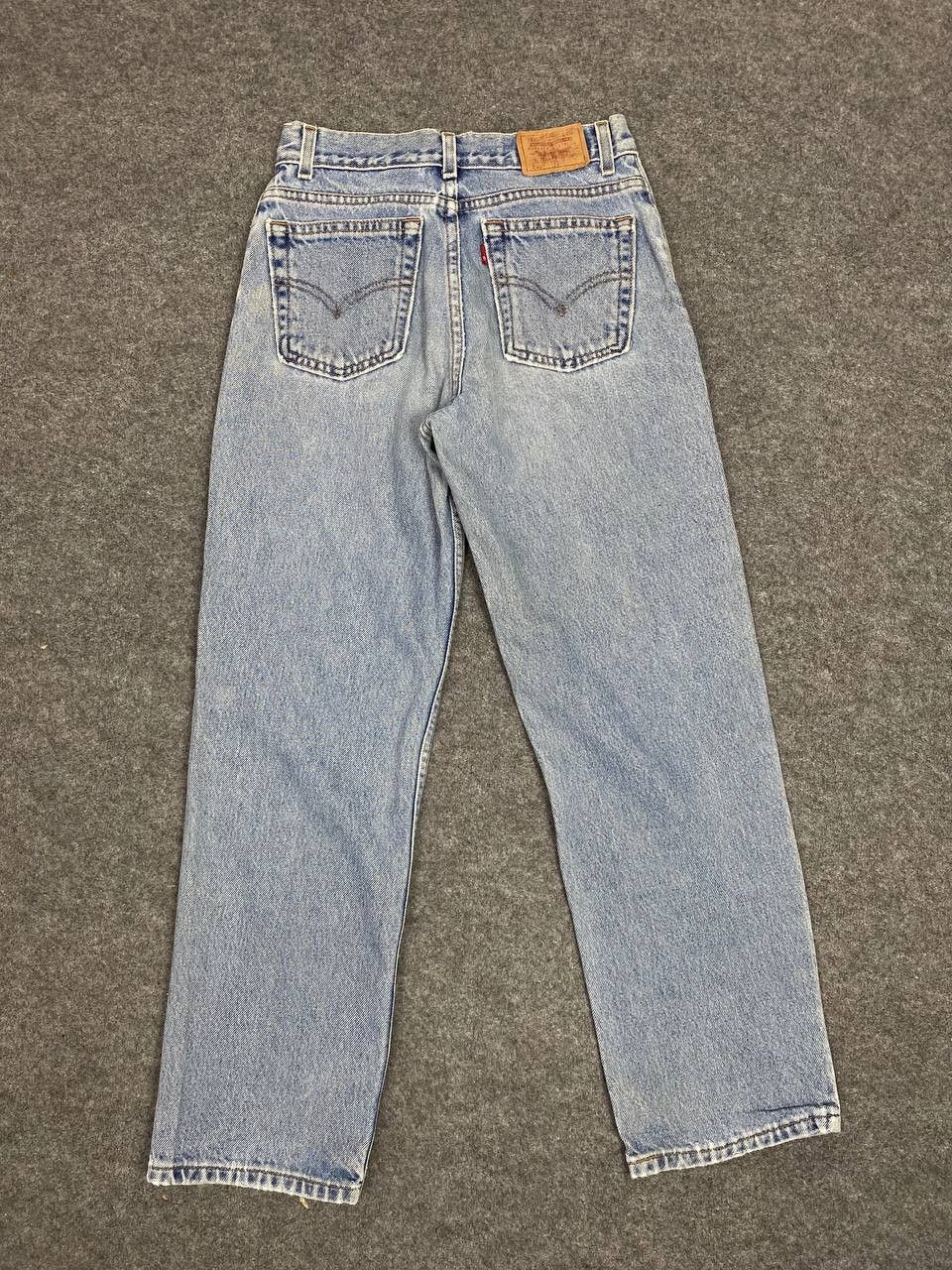 Levi's vintage levis 550 relaxed fit lightwash denim Size US 27 - 1 Thumbnail