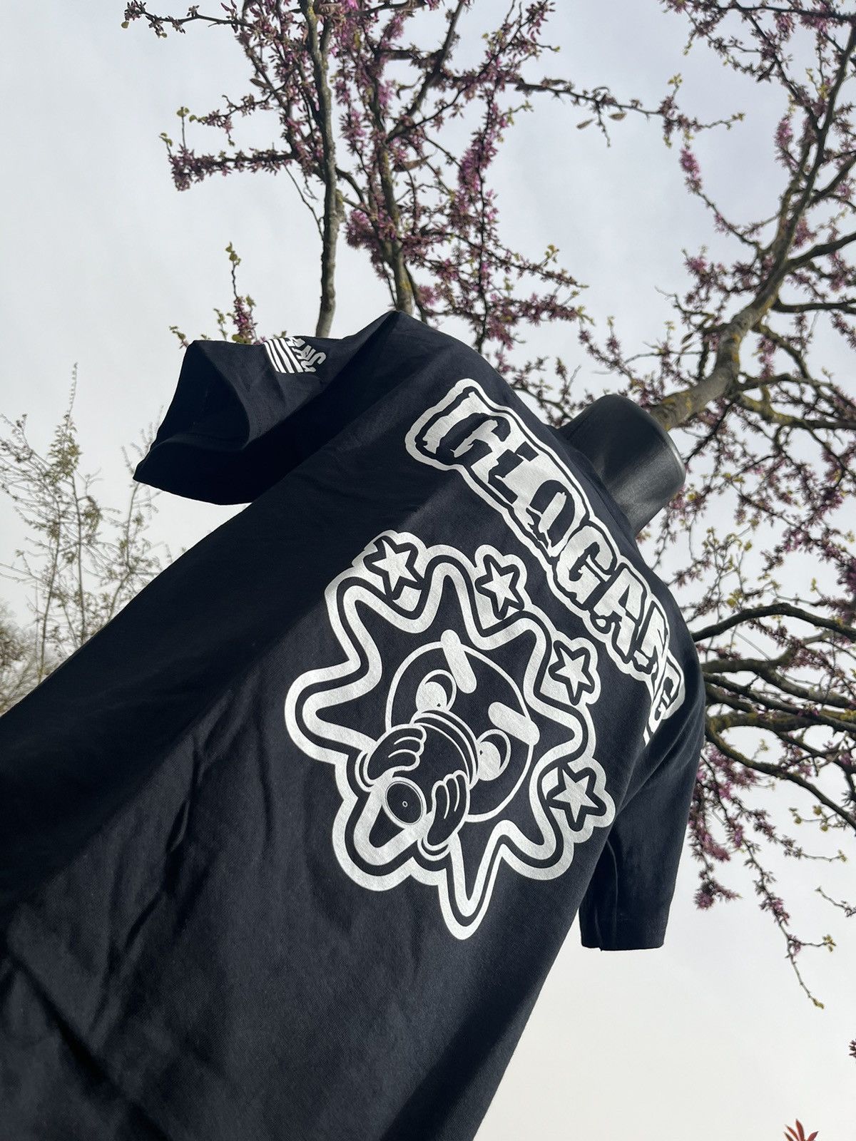 Gloyalty Tee