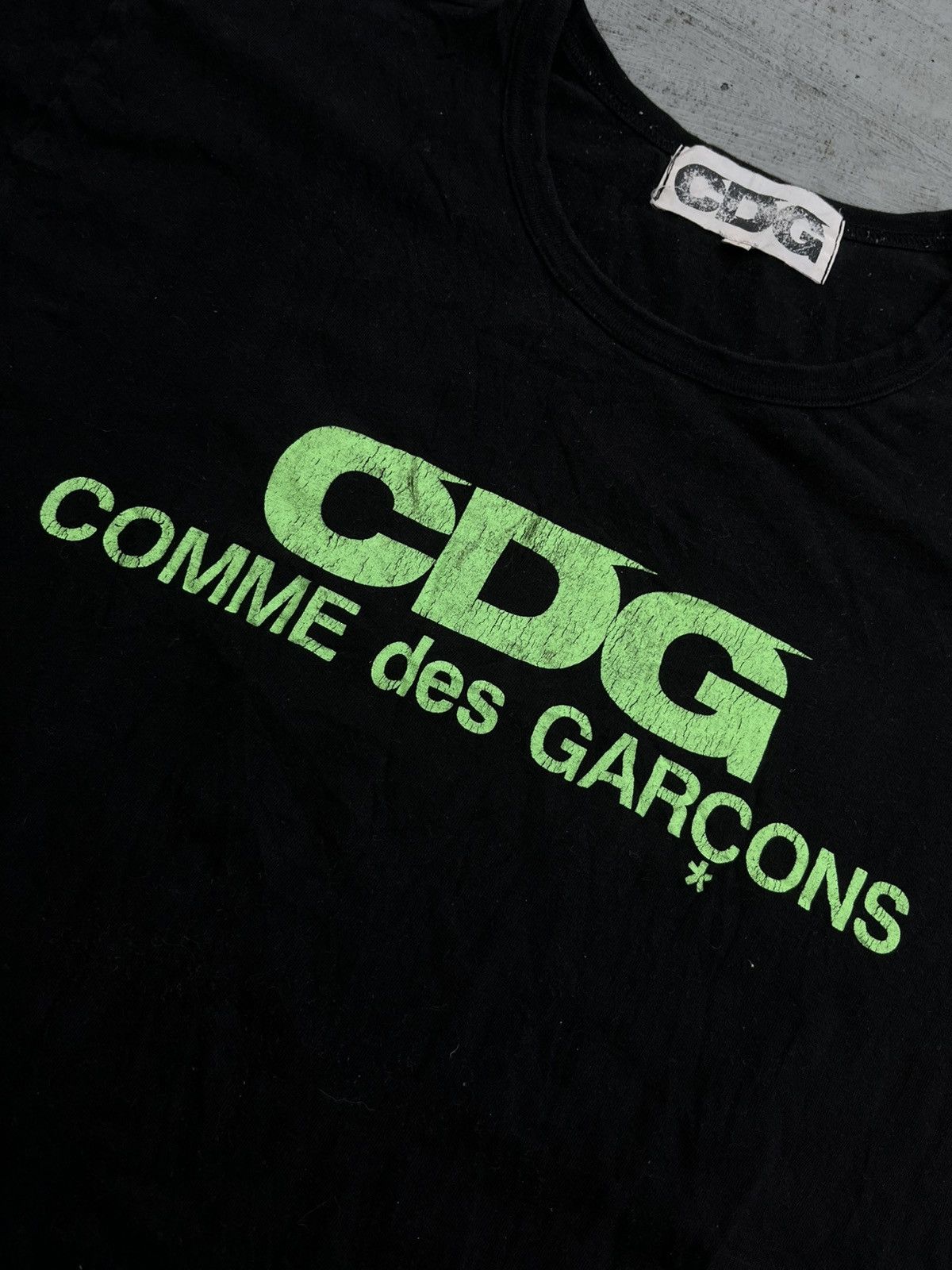 CDG by Comme des Garcons VINTAGE CDG LOGO TEE Size US XL / EU 56 / 4 - 5 Thumbnail