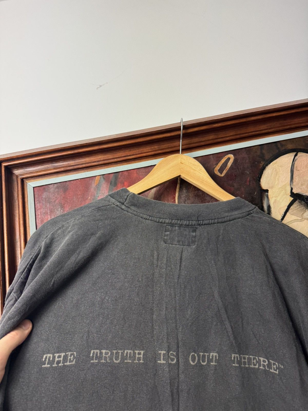 Vintage Vintage 90s X Files Series TShirt Faded Washed Single Stitch Size US XL / EU 56 / 4 - 4 Thumbnail