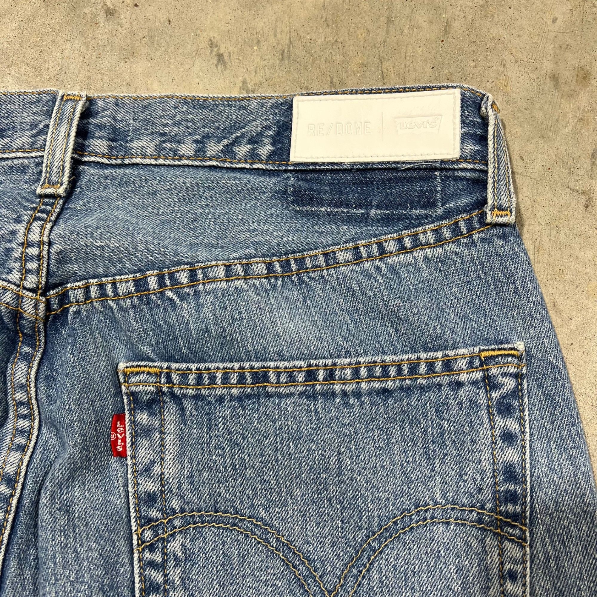 Levi's × RE/DONE NWT RE/DONE x LEVI'S WORKWEAR INDIGO JEANS SZ 26 Size 26" / US 2 / IT 38 - 7 Thumbnail