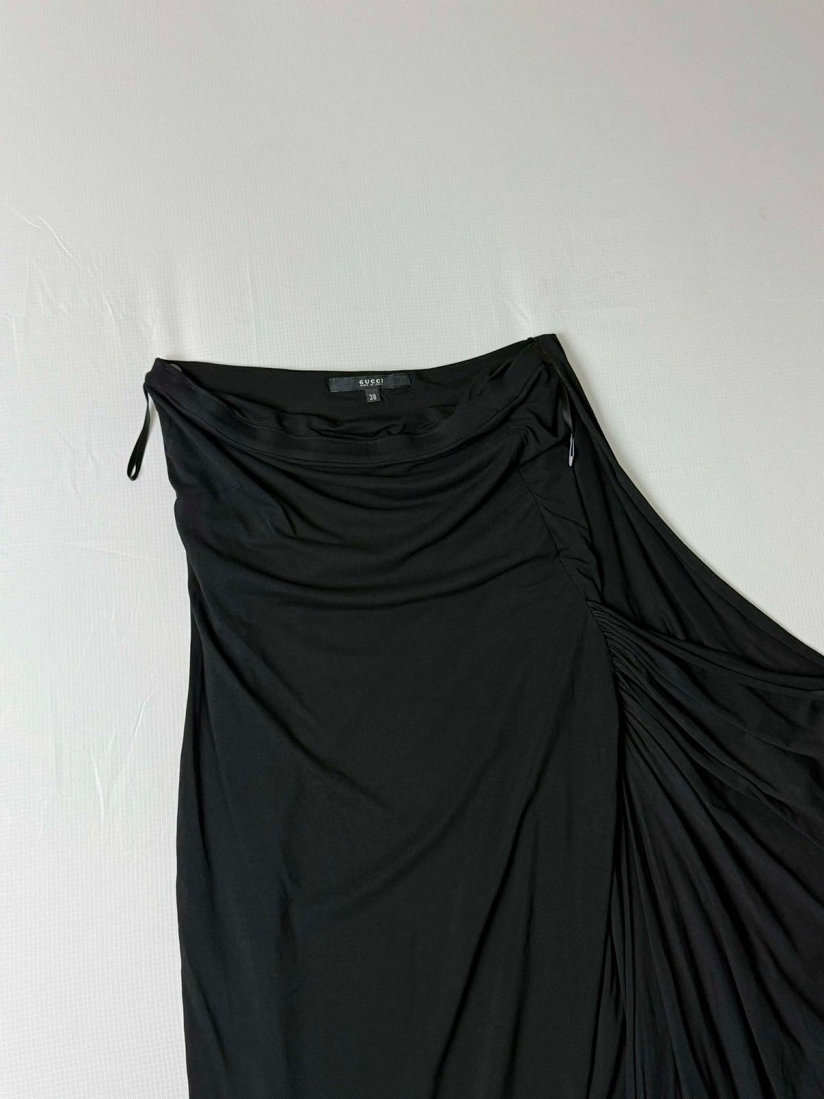 Gucci 2001 Gucci TomFord Strapless Draped Ruched Wiggle Mini Dress Size XS / US 0-2 / IT 36-38 - 4 Thumbnail