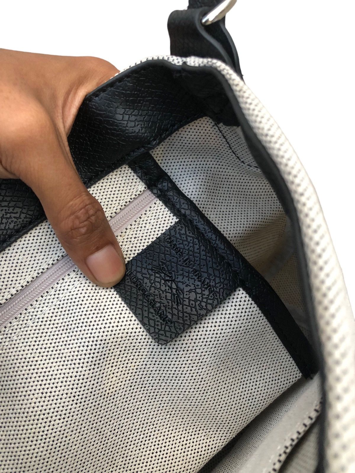 Longchamp 🔥LONGCHAMP Roseau Pliage Crossbody Essential Bag Ecru BNWB Size ONE SIZE - 8 Thumbnail