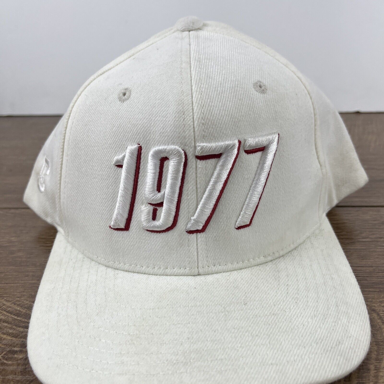 Other 1977 Hat Classic 1997 Hat White Hat Adjustable Snapback Adul Size ONE SIZE - 7 Thumbnail