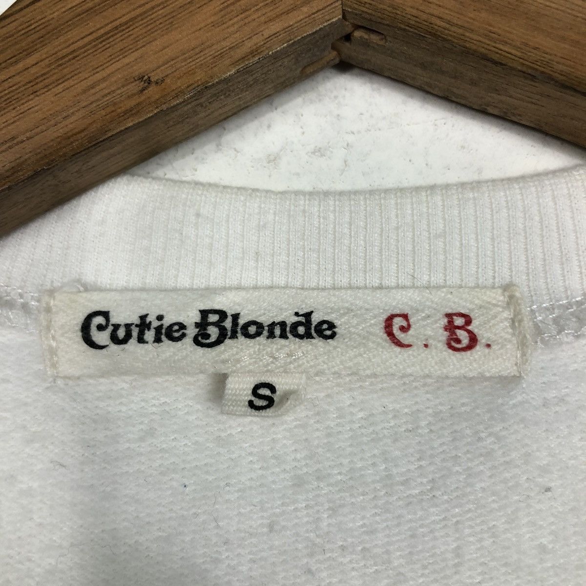 Japanese Brand × Vintage 📌Vintage Sweatshirt Cutie Blonde Sukajan Design Big Logo Size US S / EU 44-46 / 1 - 14 Thumbnail