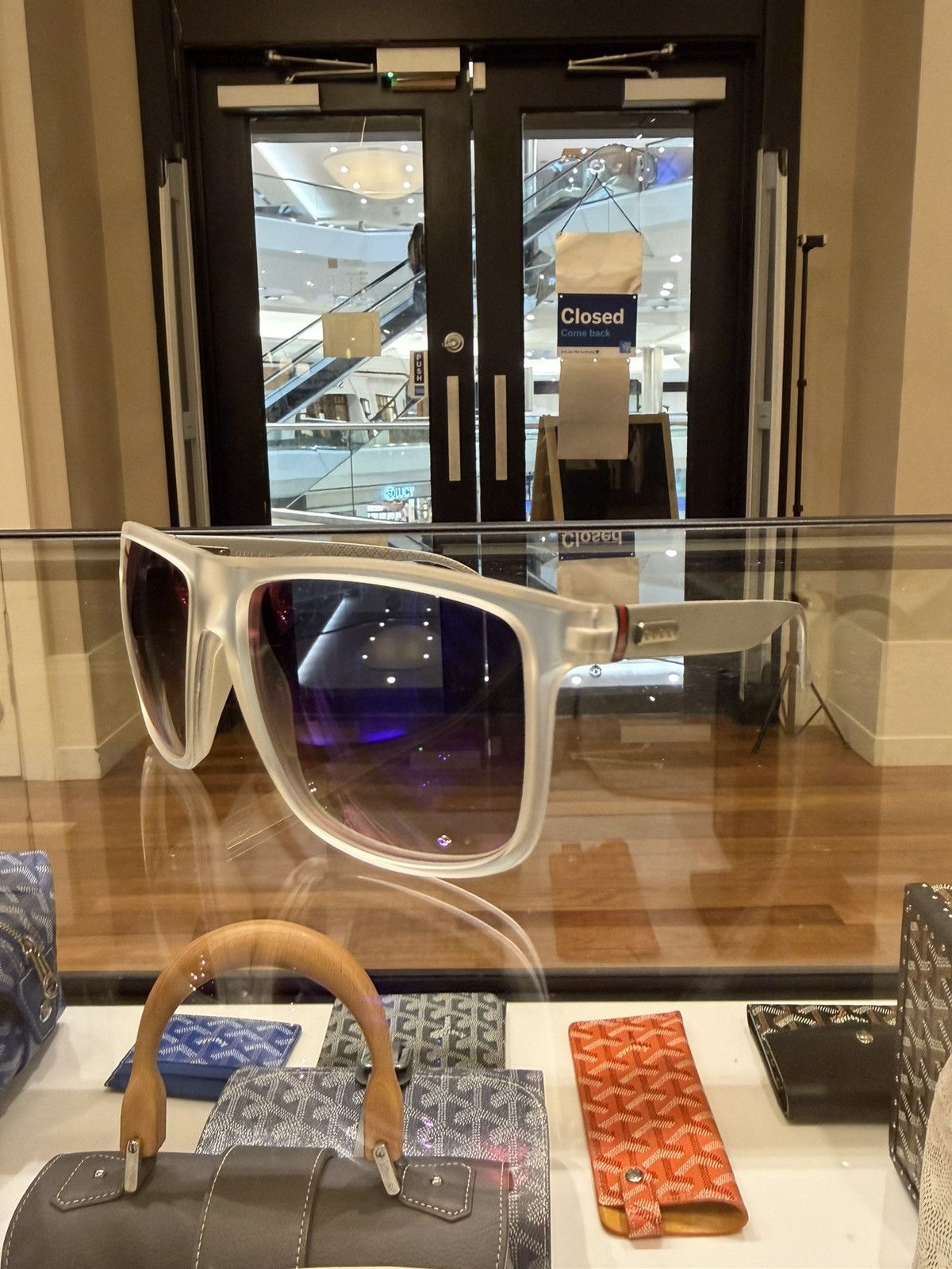 Gucci Gucci Transparent Sunglasses Size ONE SIZE - 3 Thumbnail