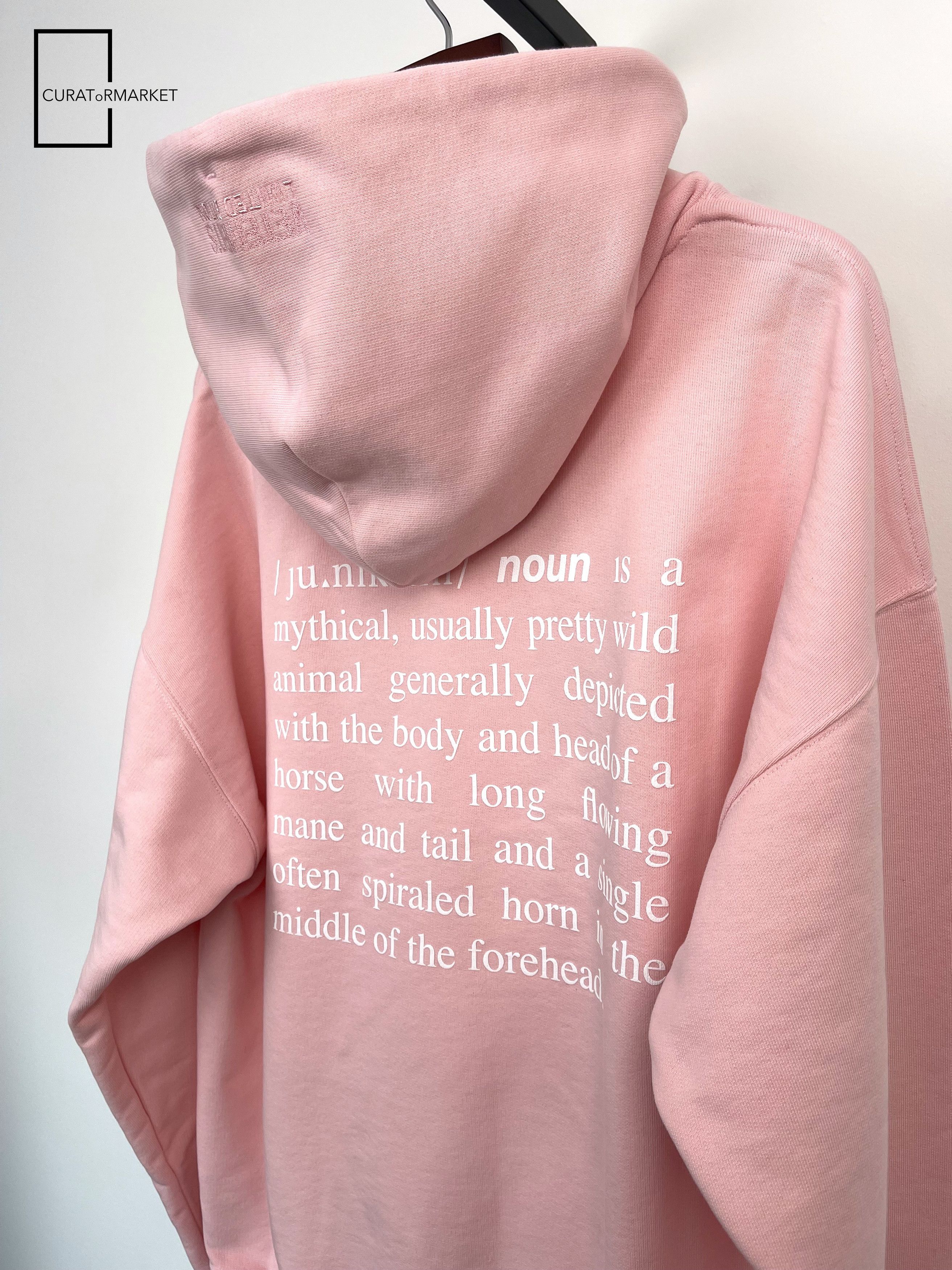 Vetements Limited Edition Unicorn Definition Print Mythical Pink FW22 Size US XS / EU 42 / 0 - 3 Thumbnail
