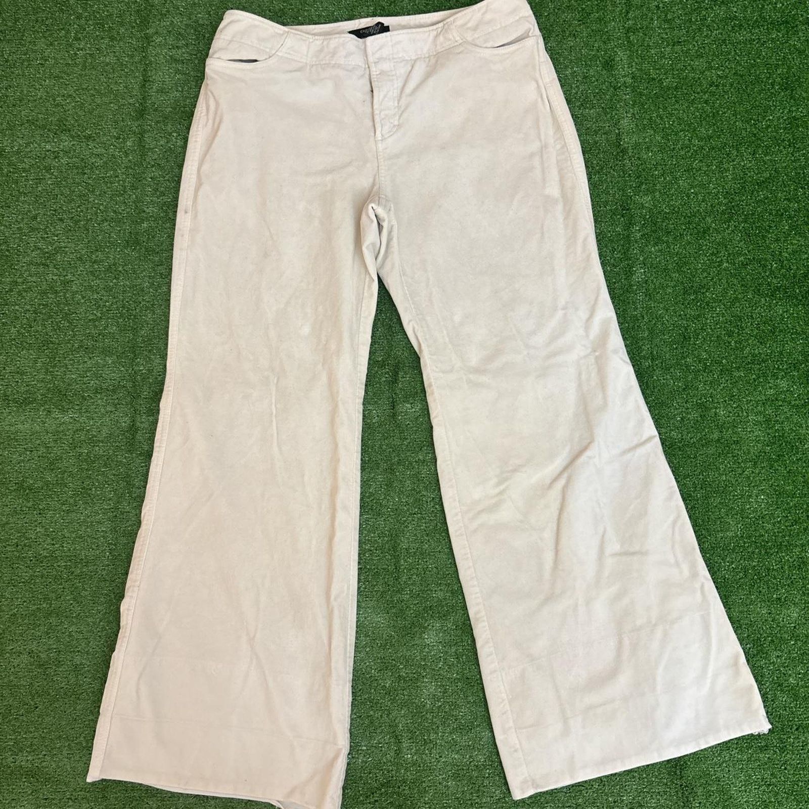 Express Women’s Express Stretch Cream Soft Fabric Wide Leg Pants Size 34" / US 12 / IT 48 - 2 Thumbnail