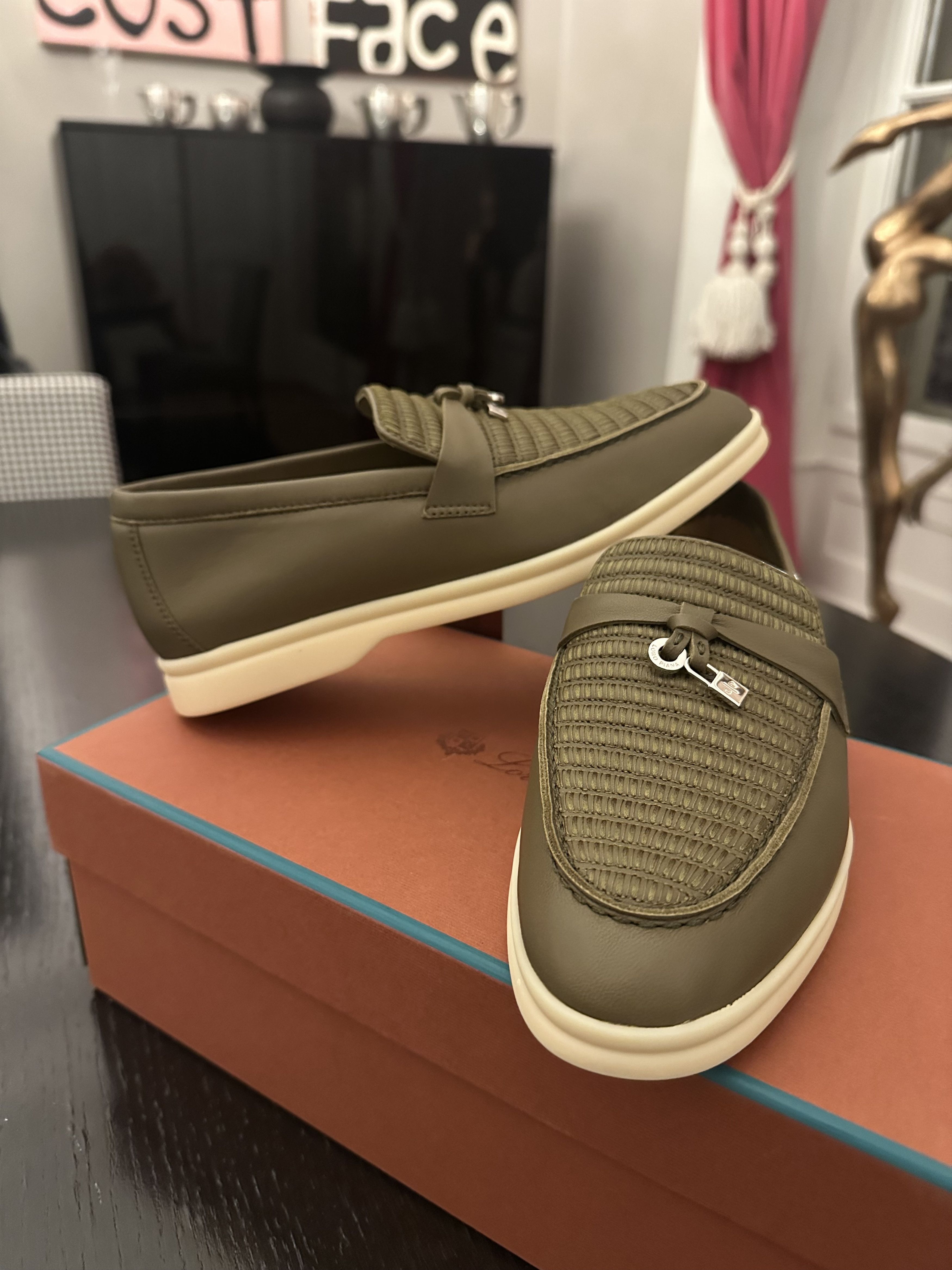 Loro Piana Summer Walk Charms Size US 6 / IT 36 - 2 Thumbnail