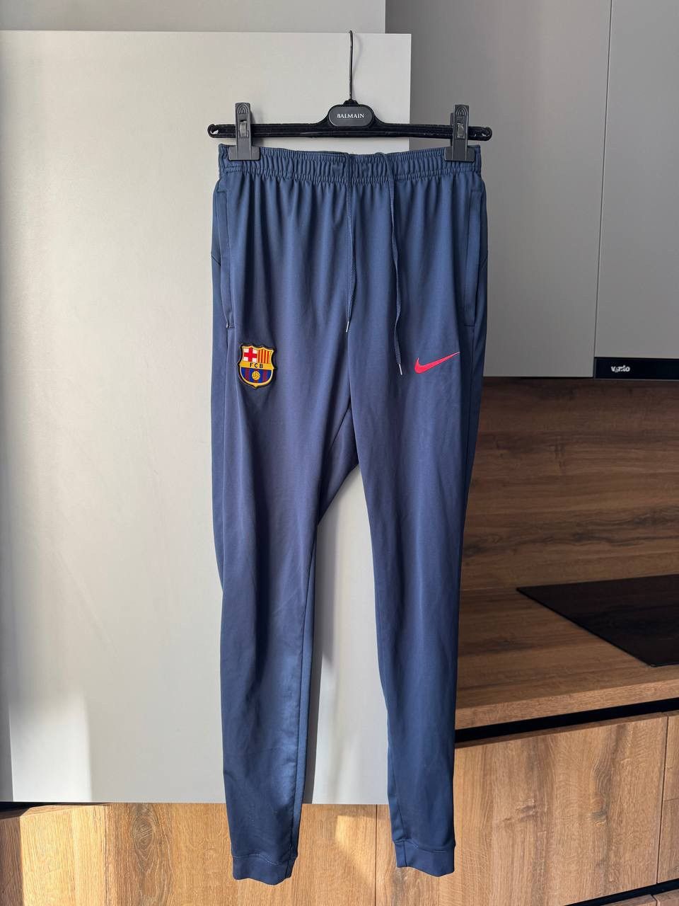 Nike Nike Barcelona Tracksuit Jacket + Track Pants Vintage Drill Size US S / EU 44-46 / 1 - 9 Thumbnail