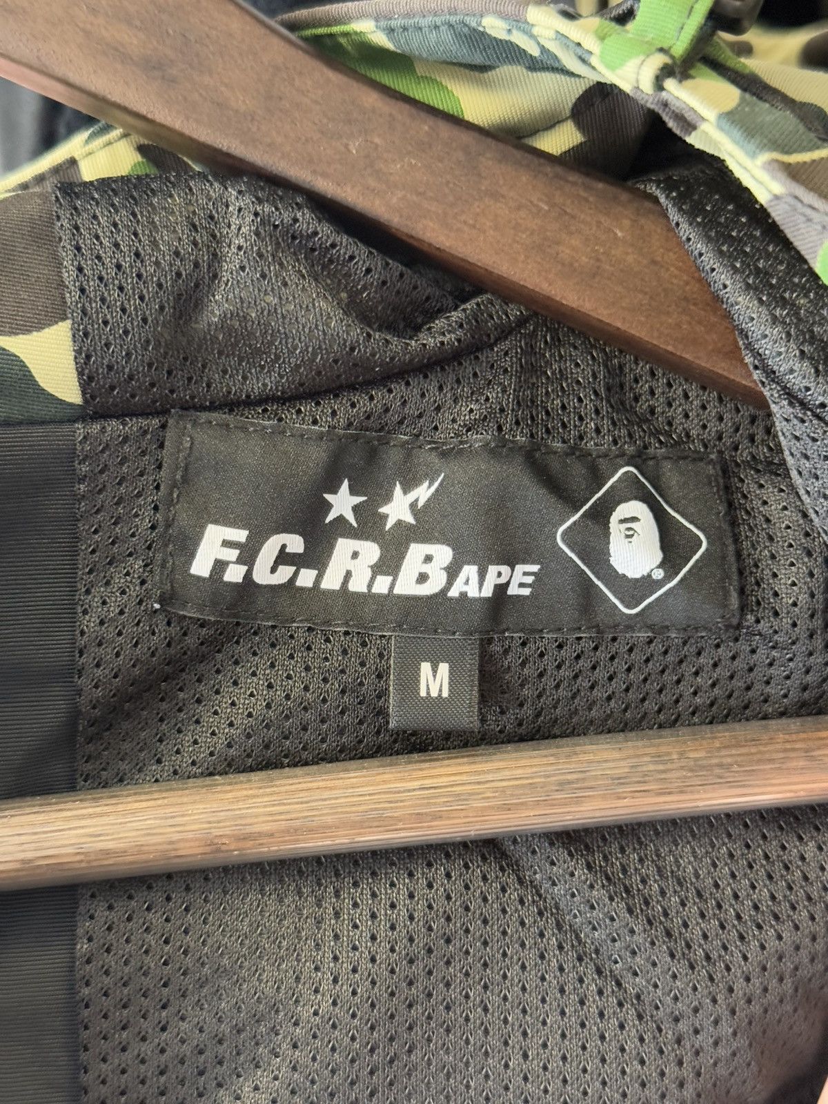 Bape × F.C.R.B Bape x FCRB Bape Wind Breaker Jacket Size M (NEW) Size US M / EU 48-50 / 2 - 18 Thumbnail