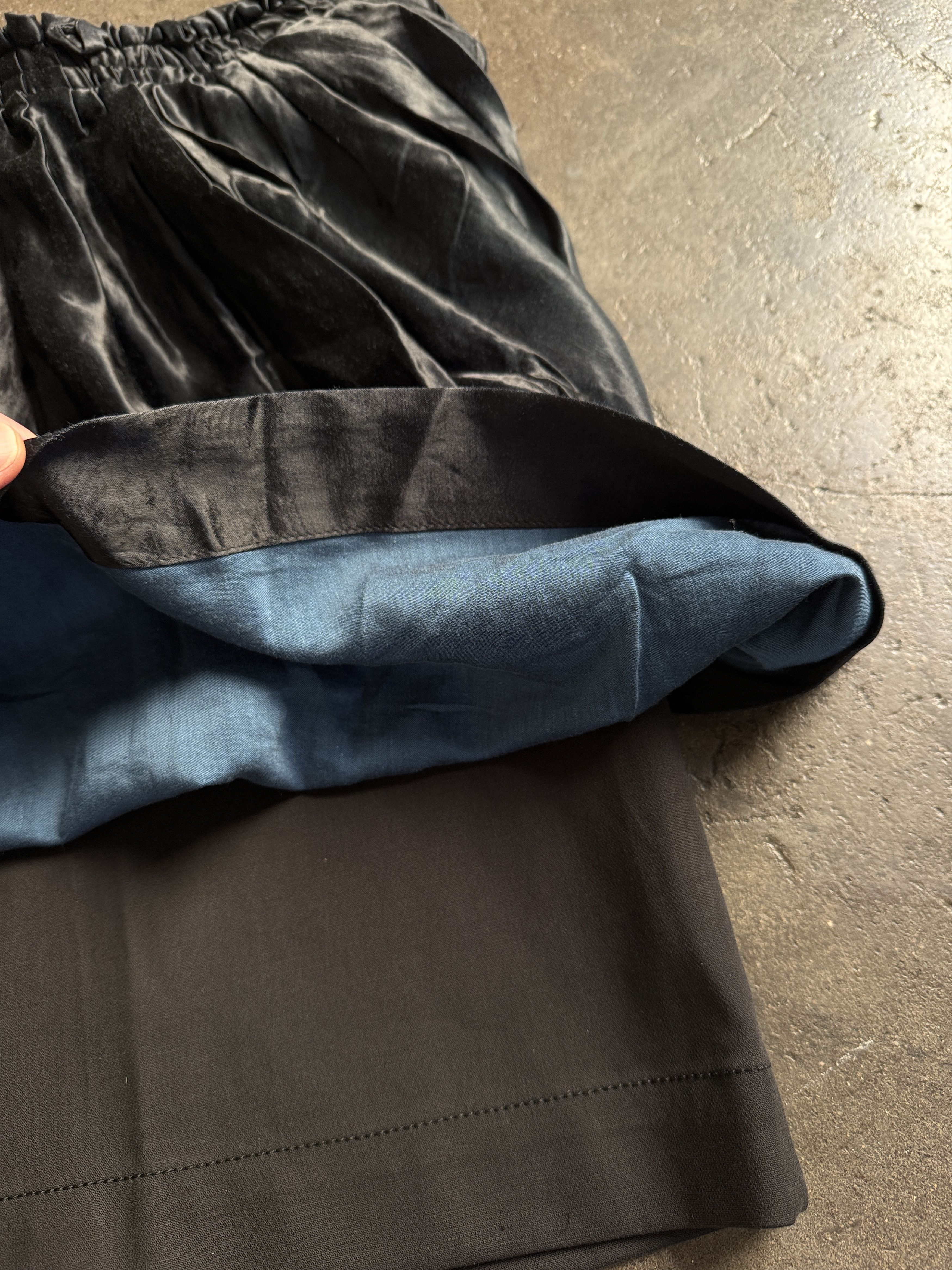 Vivienne Westwood 2016 Anglomania Blue Silk Like Cover on Black Skirt Size 27" / US 4 / IT 40 - 5 Thumbnail