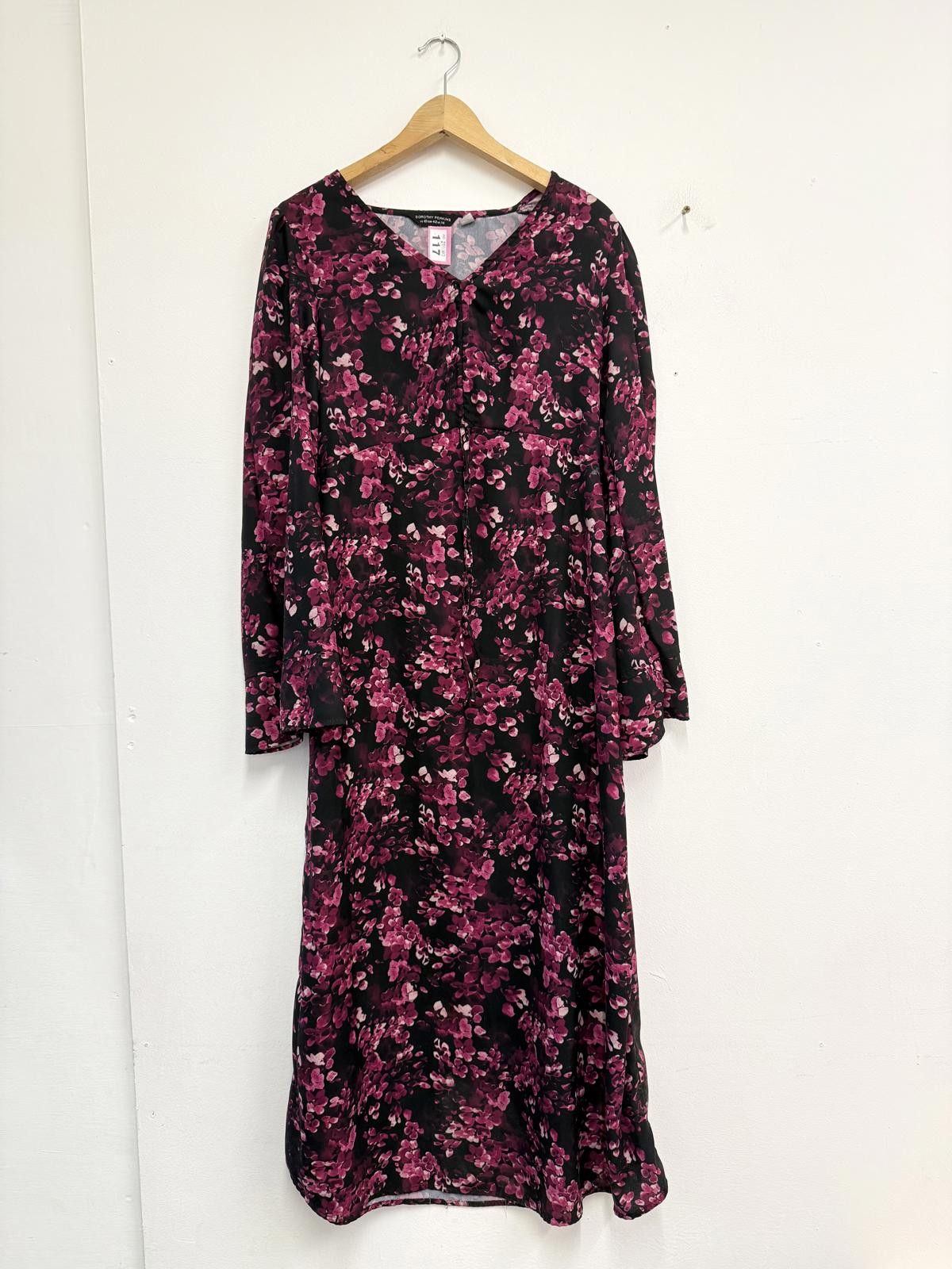 Other Dorothy Perkins Floral Long Sleeve Midi Dress UK Size 14 Size L / US 10 / IT 46 - 1 Thumbnail