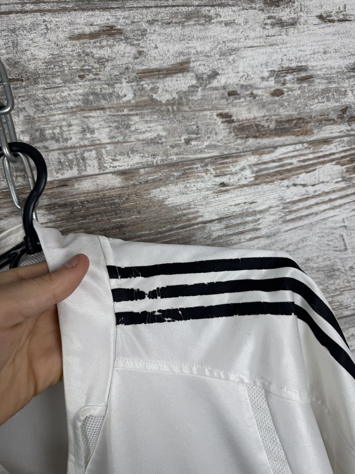 Adidas Mens Vintage Adidas Real Madrid 2003/04 home t-shirt jersey Size US M / EU 48-50 / 2 - 13 Thumbnail