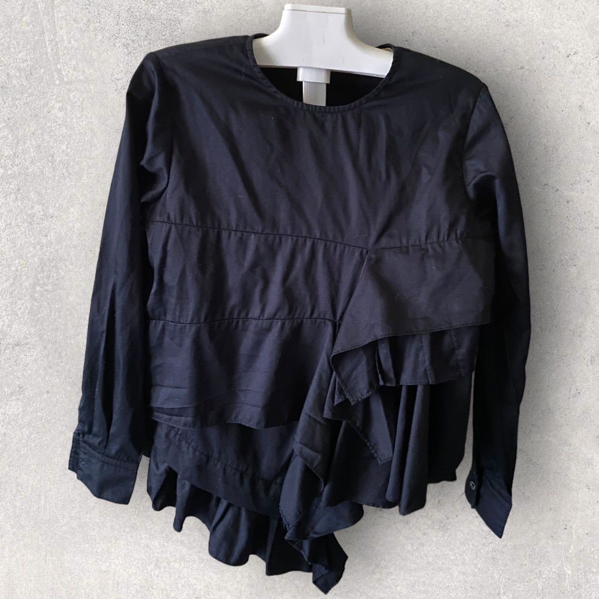 Balenciaga Balenciaga Ruffle Blouse Size XS / US 0-2 / IT 36-38 - 1 Thumbnail