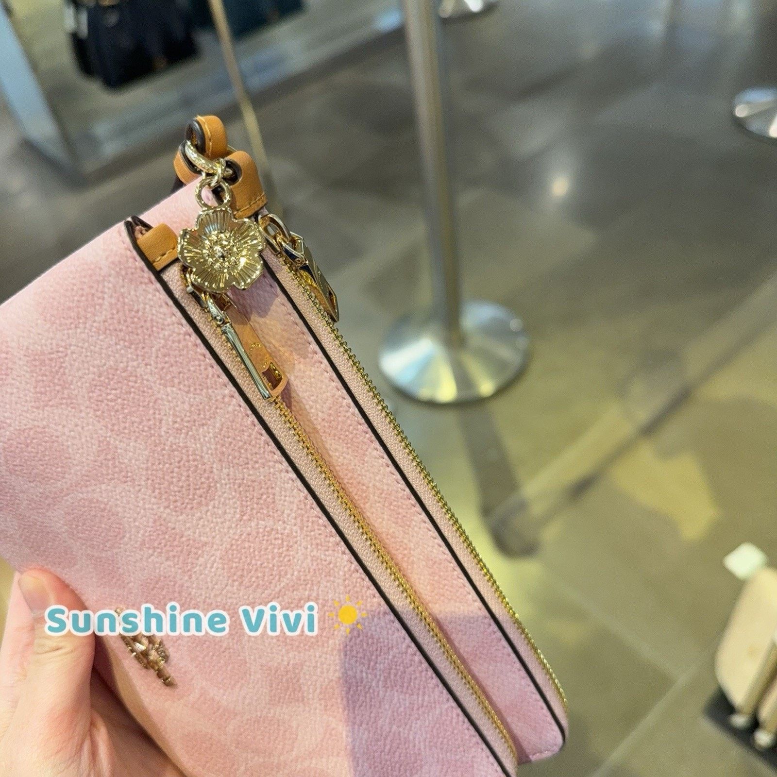 Coach NWT Coach Double Zip Wristlet With Charms CEF61 Powder Pink Size ONE SIZE - 8 Thumbnail