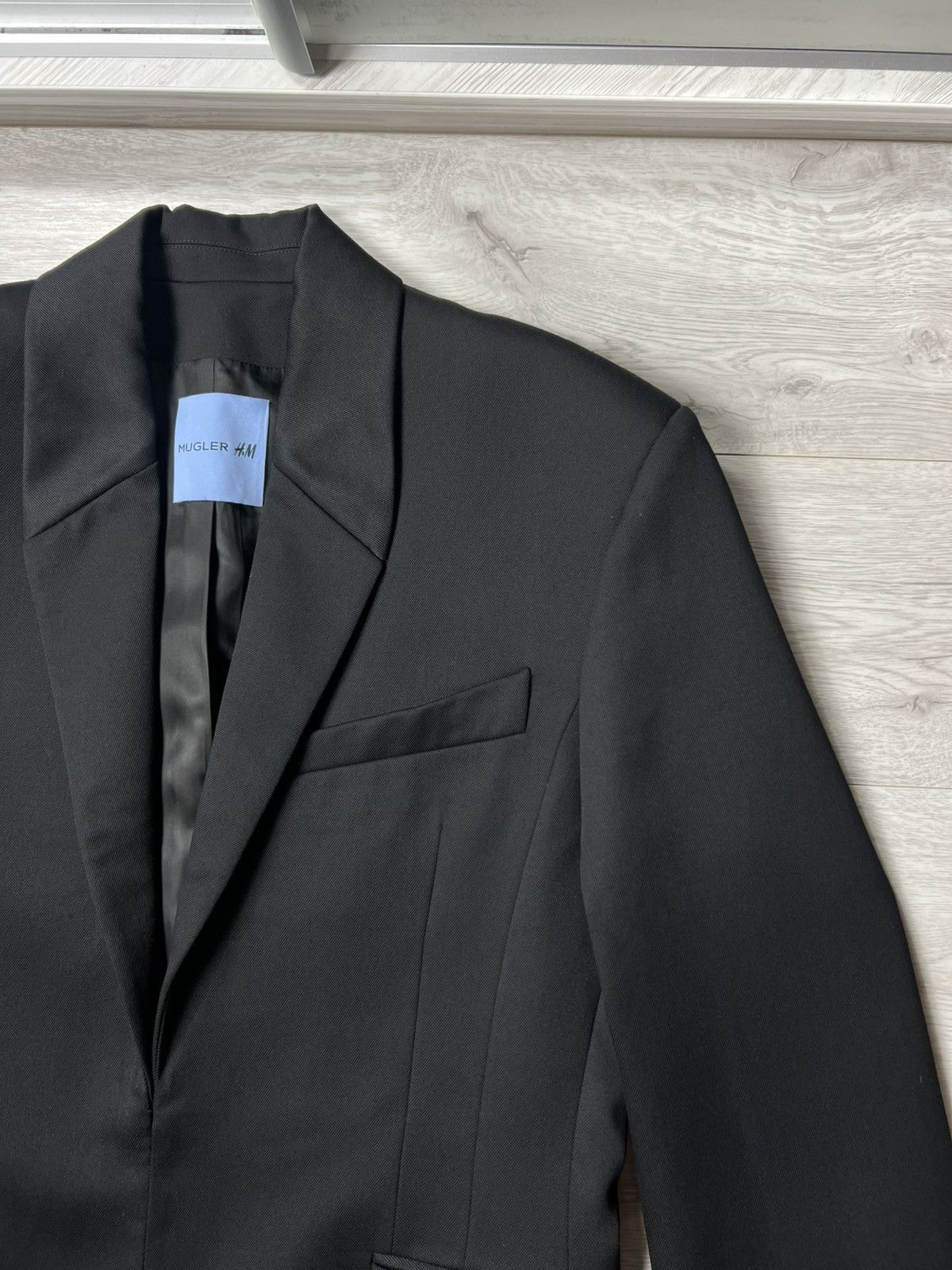 H&M × Mugler THIERRY MUGLER x H&M DEFINED WAIST WOOL BLAZER JACKET MEN’S Size 48R - 6 Thumbnail