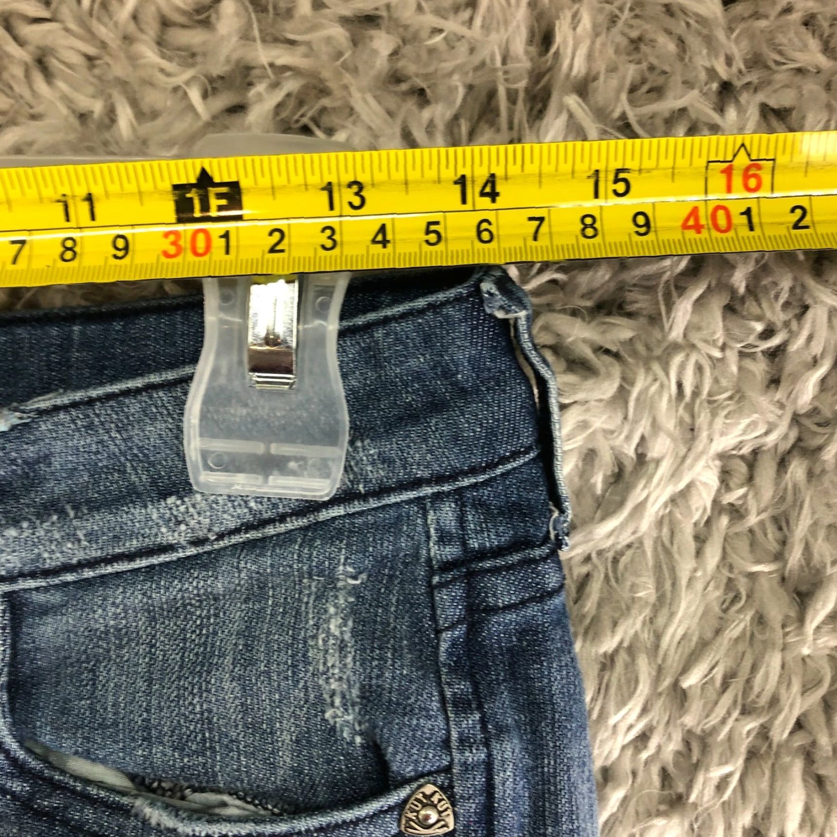 Vintage KUT from the Kloth Womens Size 2 Mid Rise Straight Denim Jeans Blue Distressed-Not Distressed? (Note: Distressed is No in specs) Size 26" / US 2 / IT 38 - 2 Thumbnail