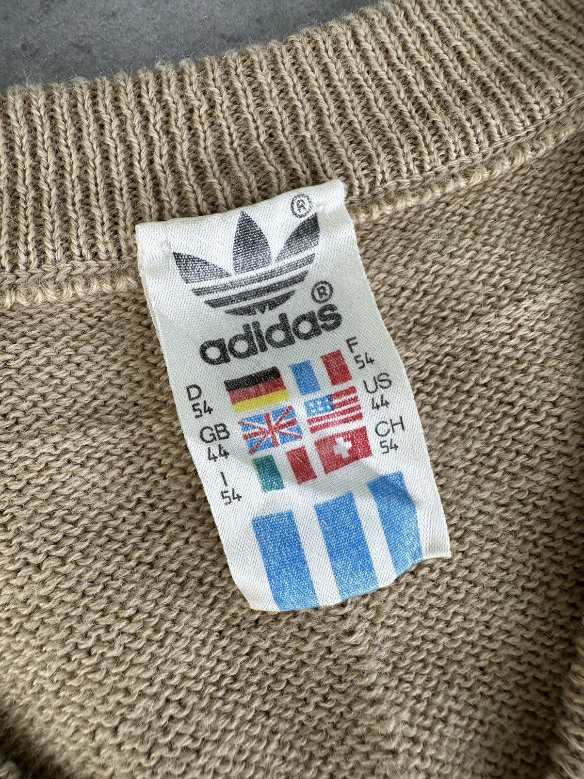 Adidas Adidas Vintage Vest Size US M / EU 48-50 / 2 - 2 Thumbnail