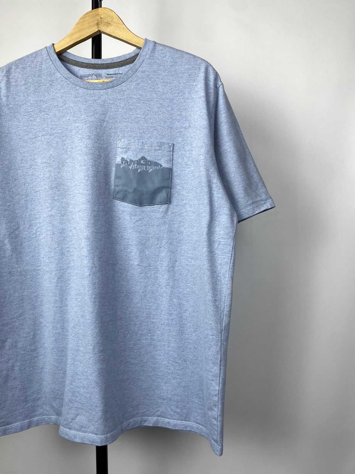 Patagonia × Vintage Patagonia Big logo Outdoor vintage mountains t shirt Size US M / EU 48-50 / 2 - 5 Thumbnail