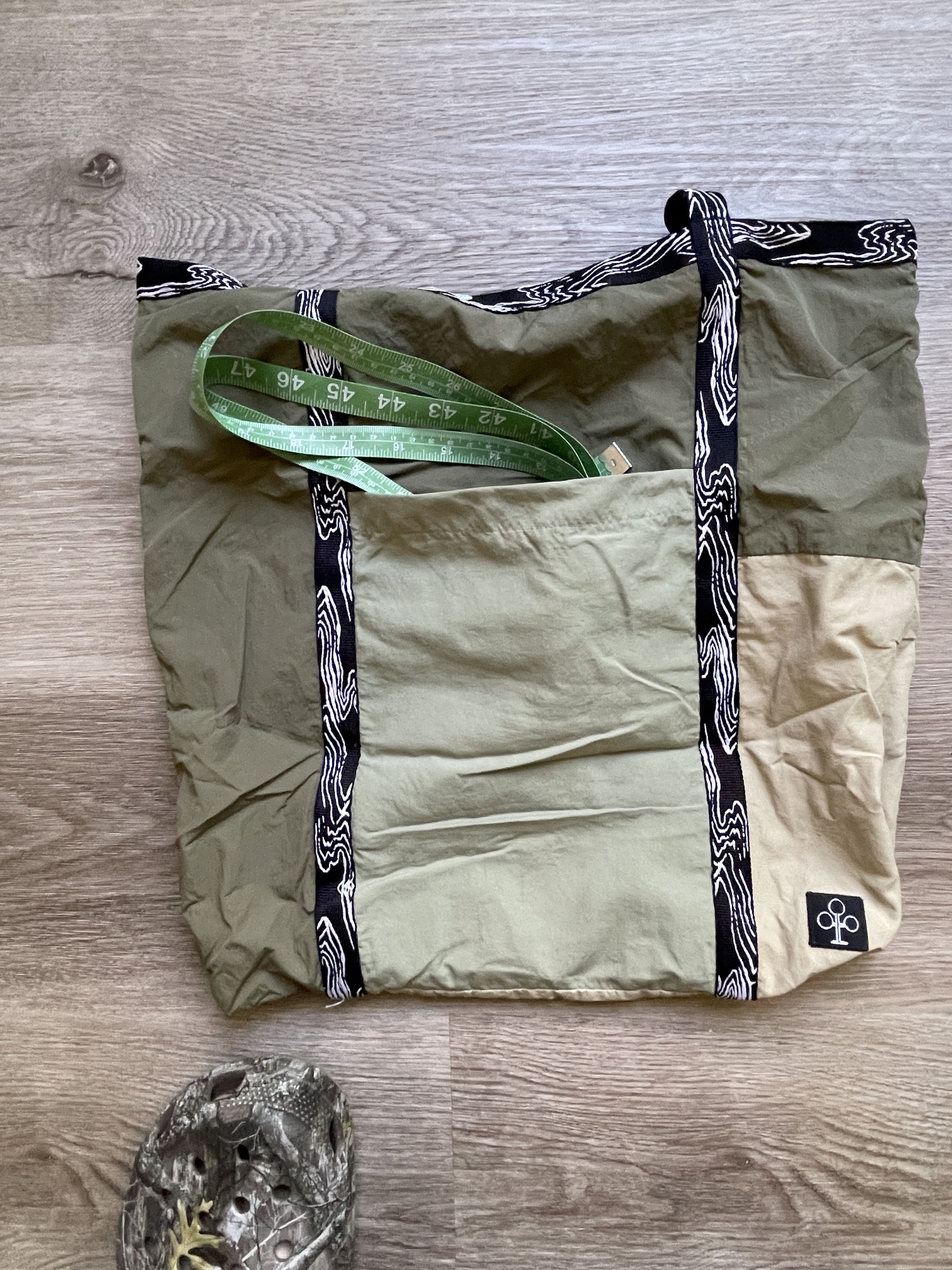 Crooks & Castles × Magical Design Magic Castles Tote Bag – Earth Tone Mix Size ONE SIZE - 3 Thumbnail
