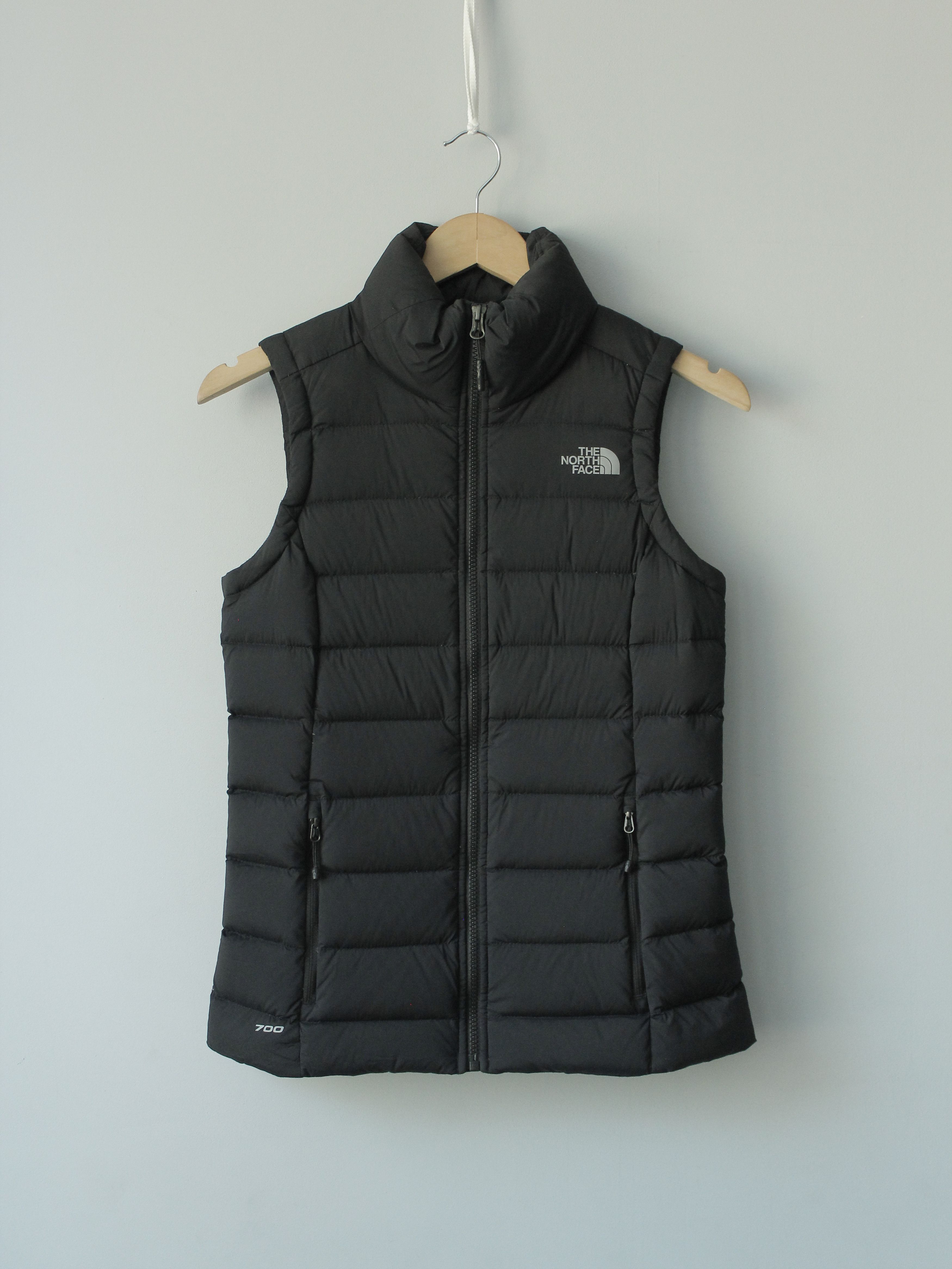 The North Face TNF 700 WOMENS BLACK DOWN FILLED VEST XS S REFLECTIVE LOGO Size XS / US 0-2 / IT 36-38 - 1 Thumbnail