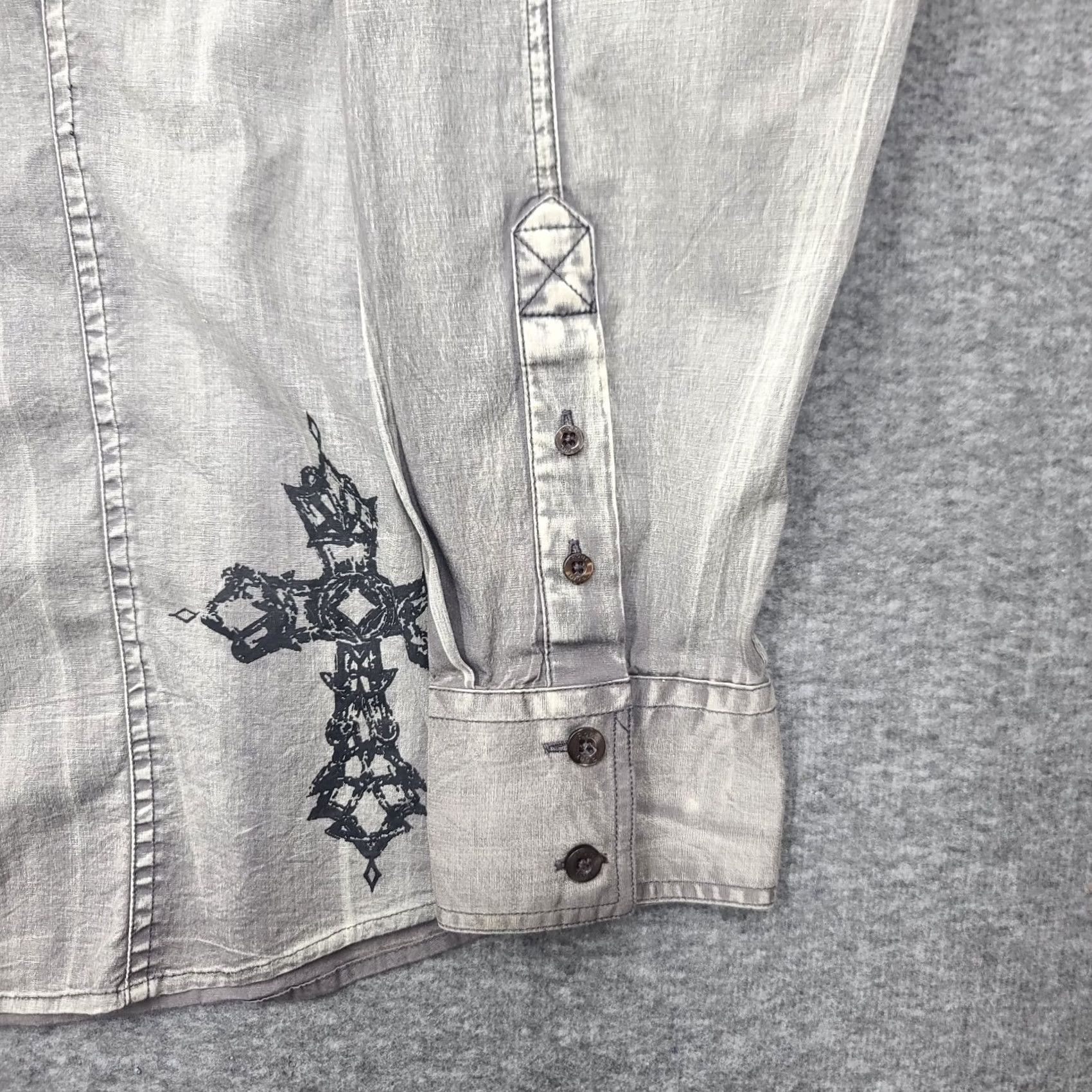 Roar Roar Shirt Men L Gray Button-Up Distressed Embroidered Cross Wing Patch 81st Airborne Unit LA Military Epaulets Short/Long Sleeve Size US L / EU 52-54 / 3 - 4 Thumbnail
