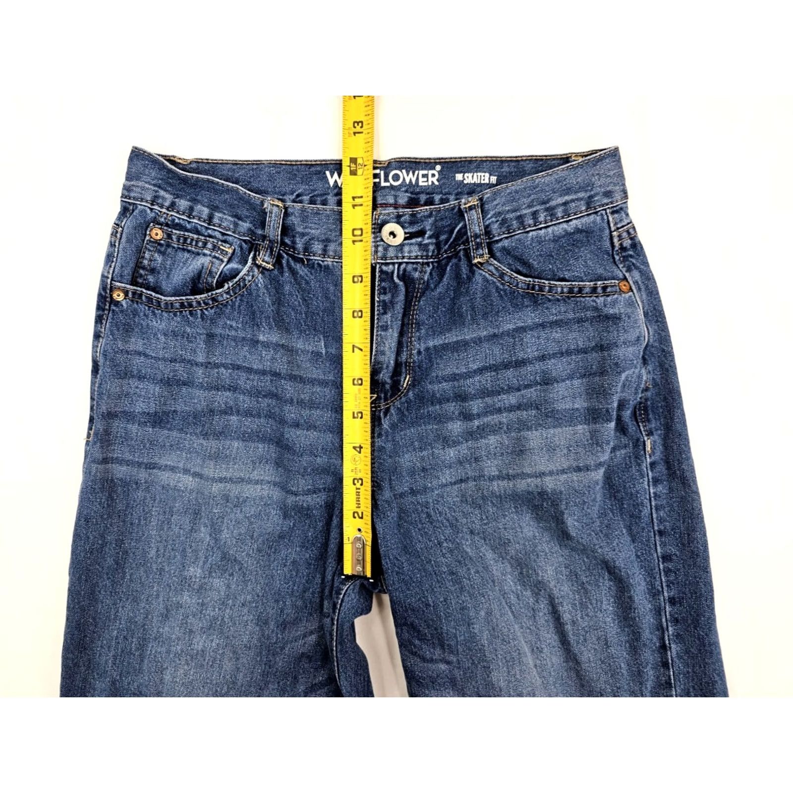 Vintage WallFlower Skater Fit Distressed Jeans Juniors Size 5 Relaxed Straight Denim Blue 27x29.5 Womens Girls Size 27" / US 4 / IT 40 - 4 Thumbnail