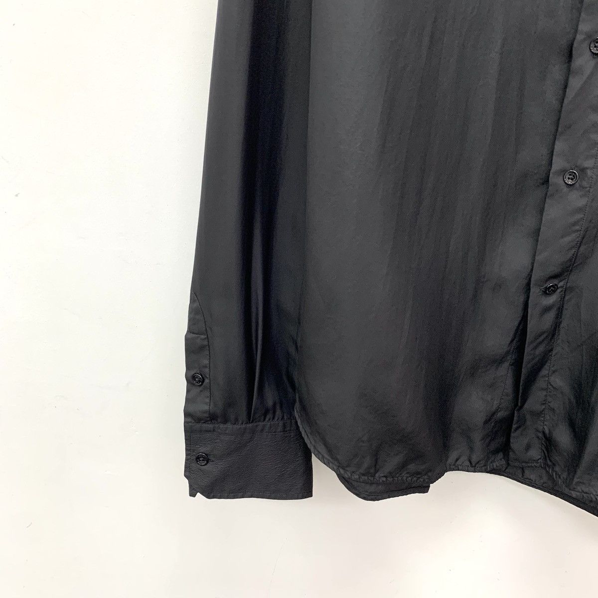 Louis Vuitton Louis Vuitton Collection Black Silk Long Sleeve Shirt K26WX Size US XXL / EU 58 / 5 - 4 Thumbnail