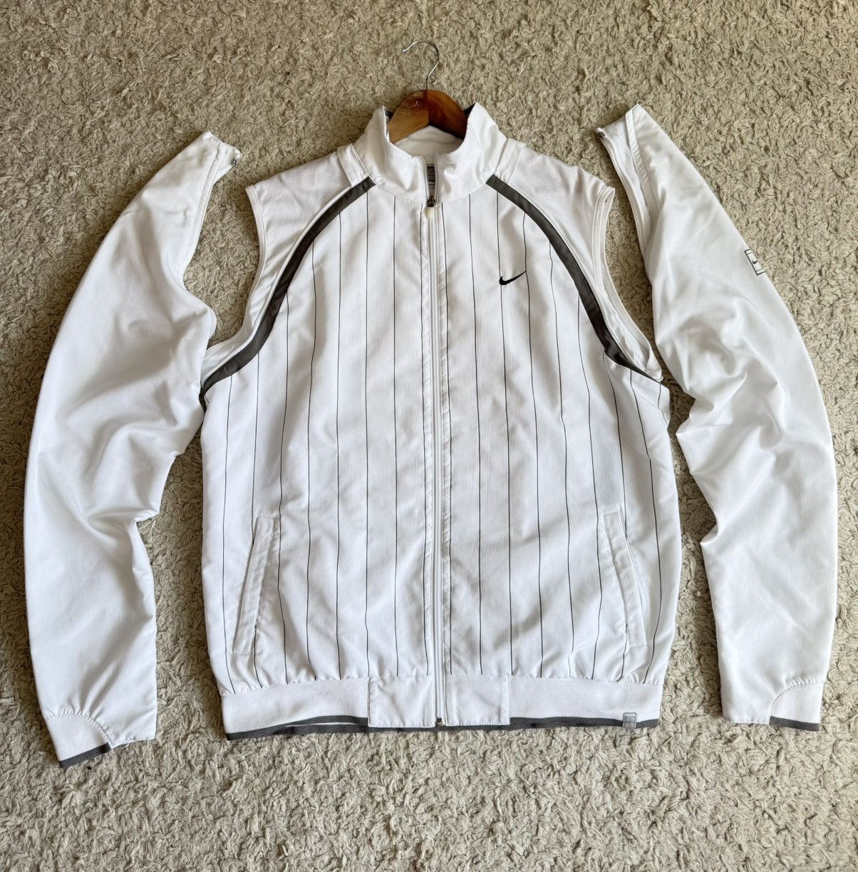 Nike Vintage Nike Zip Transformer Track Jacket White Tracksuit Size US L / EU 52-54 / 3 - 3 Thumbnail