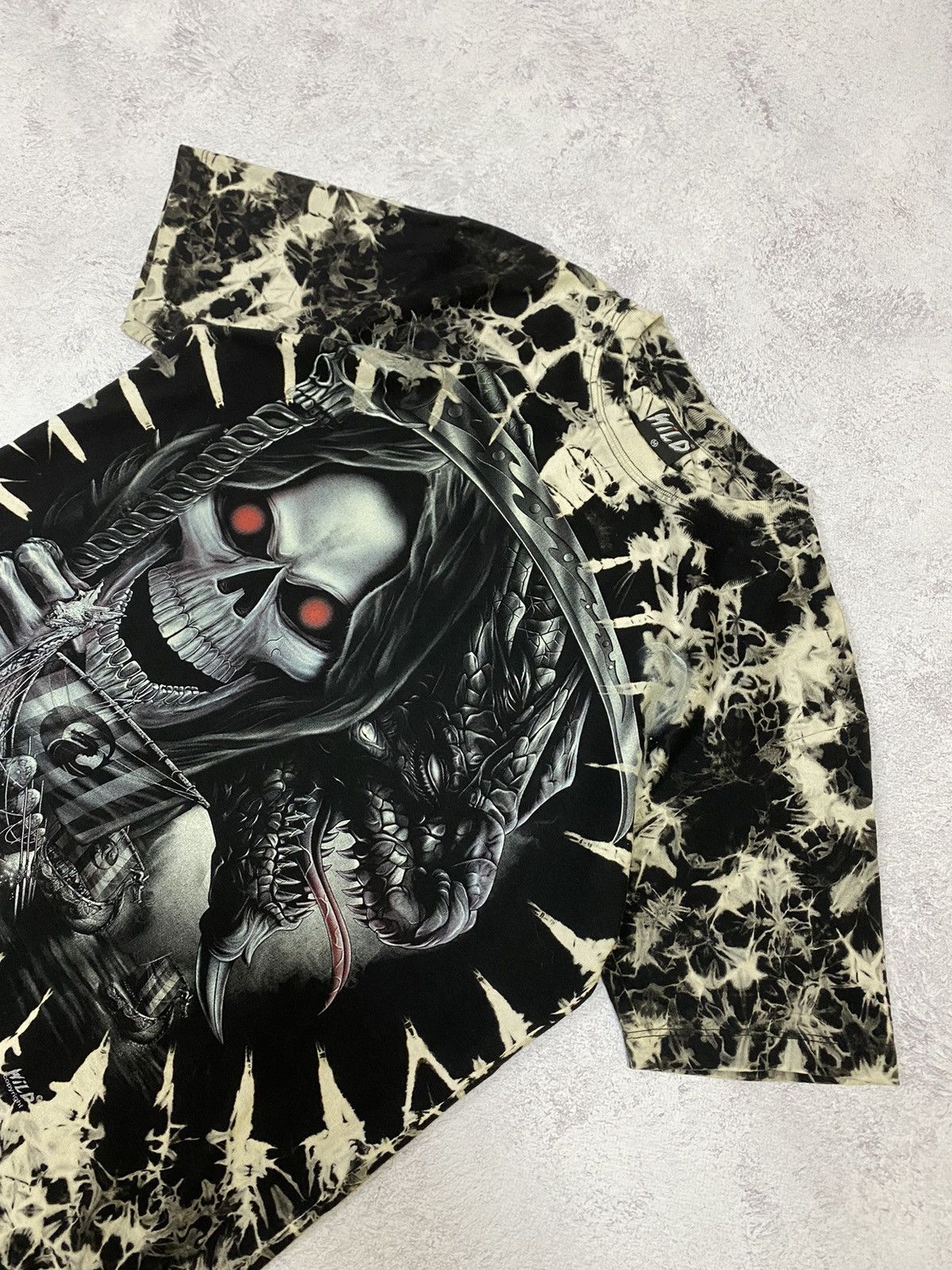 Other Wild Vintage Full Print Death & Dragon T Shirt 90s Size US M / EU 48-50 / 2 - 4 Thumbnail