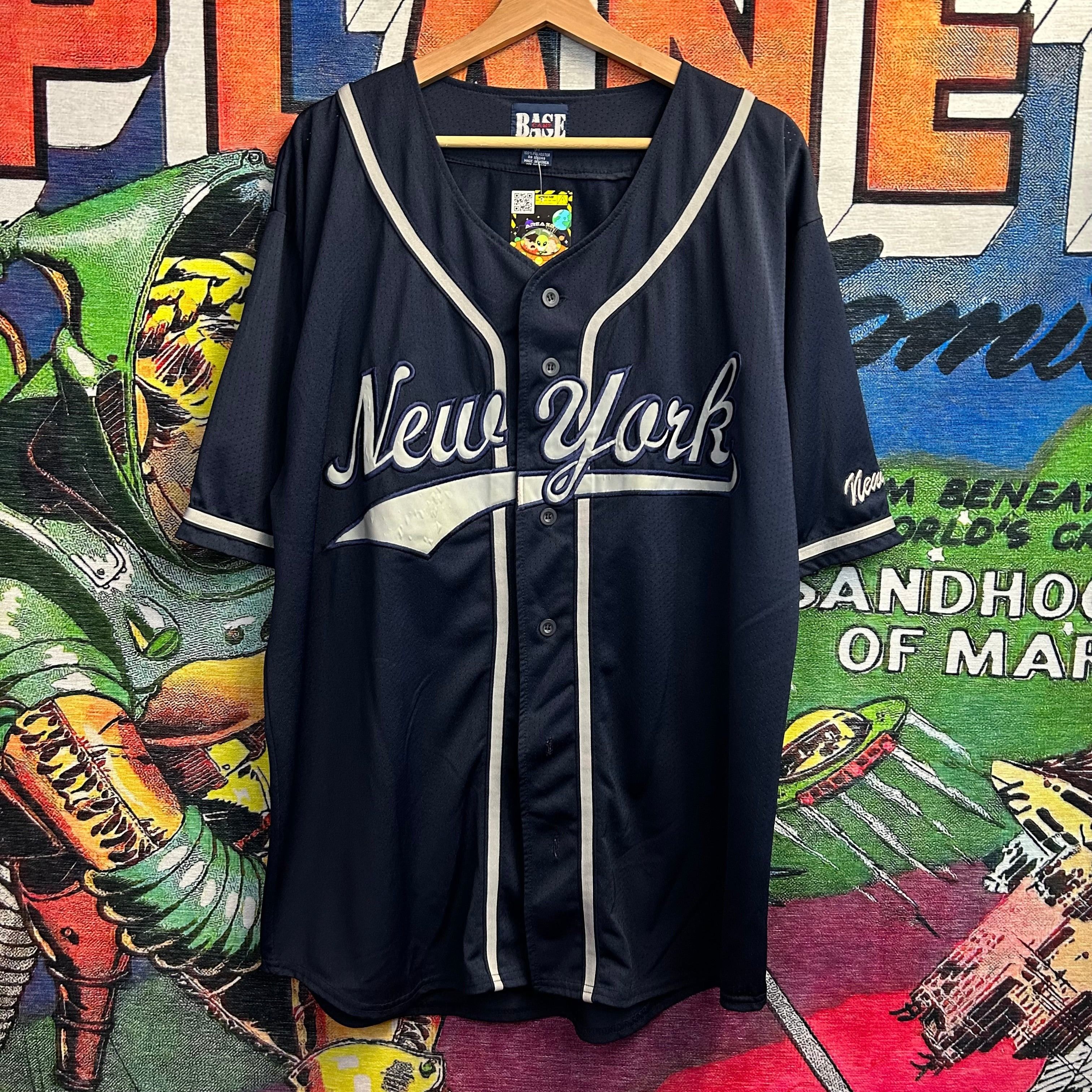 image of Y2K New York Yankees Jersey Size Medium in Navy, Men's