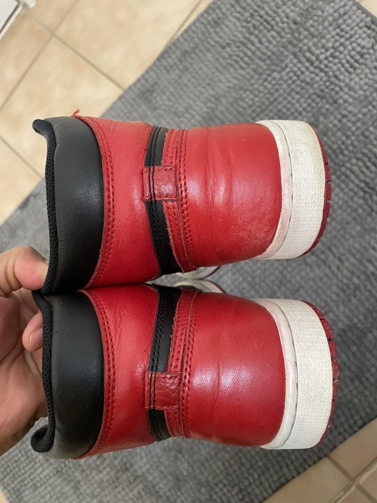 Nike Nike Air Jordan Bred 1 Size US 8 / EU 41 - 14 Thumbnail