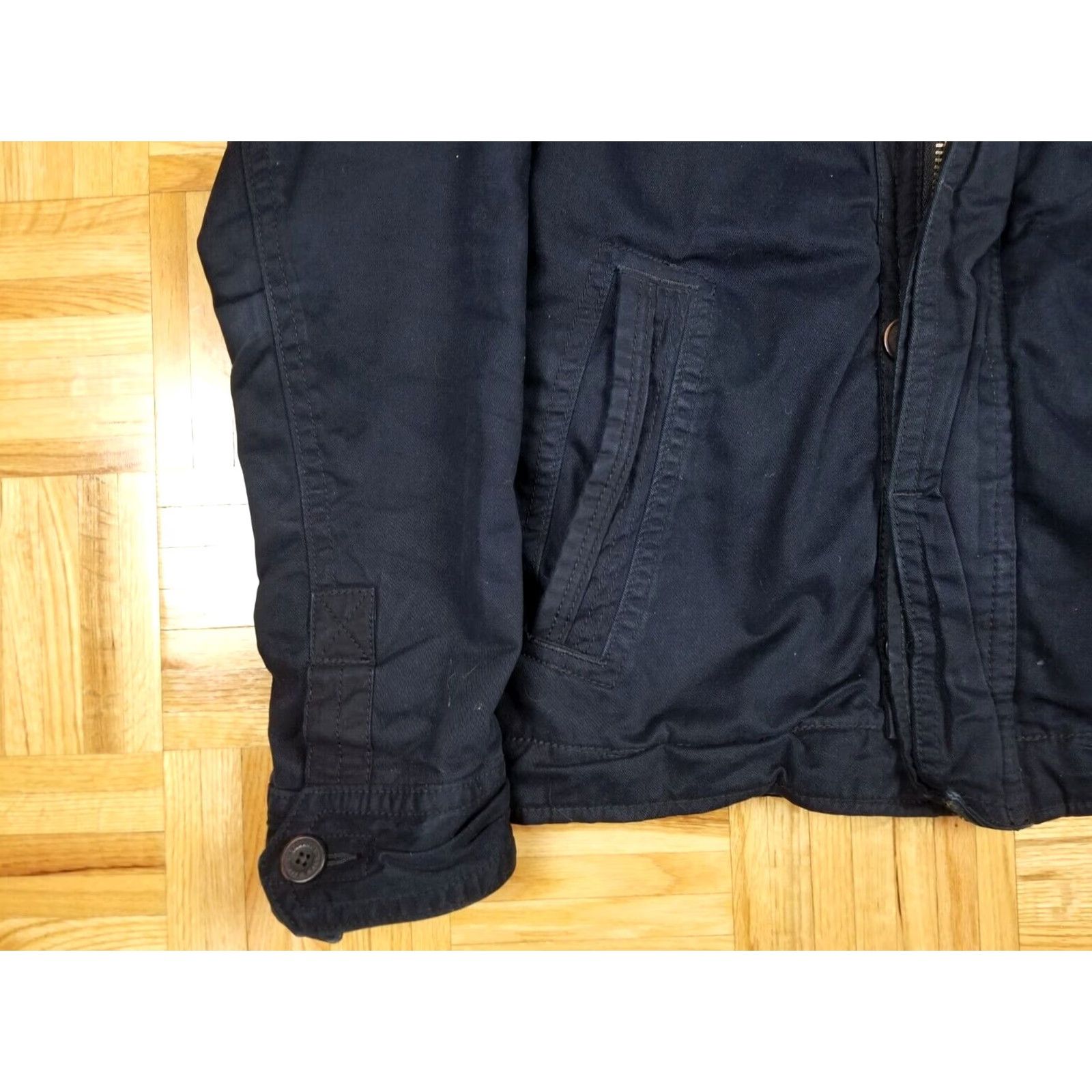 Abercrombie & Fitch VINTAGE Abercrombie & Fitch NAVY MILITARY STYLE JACKET SZ LARGE Men Jacket L Blue Striped Cotton Full Zip Vintage Size US L / EU 52-54 / 3 - 5 Thumbnail