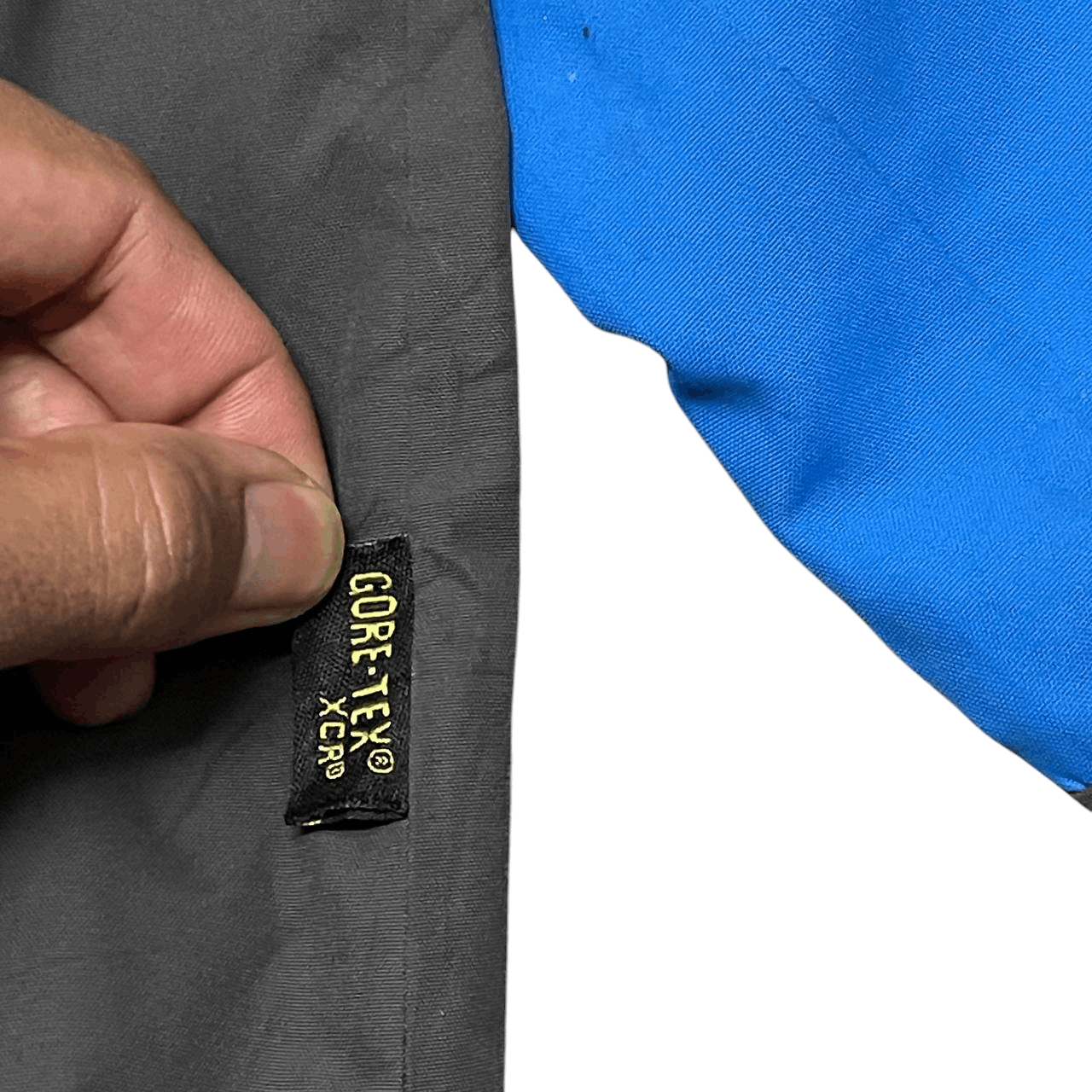 The North Face Vintage TNF The North Face Goretex Hooded Jacket Size US L / EU 52-54 / 3 - 6 Thumbnail