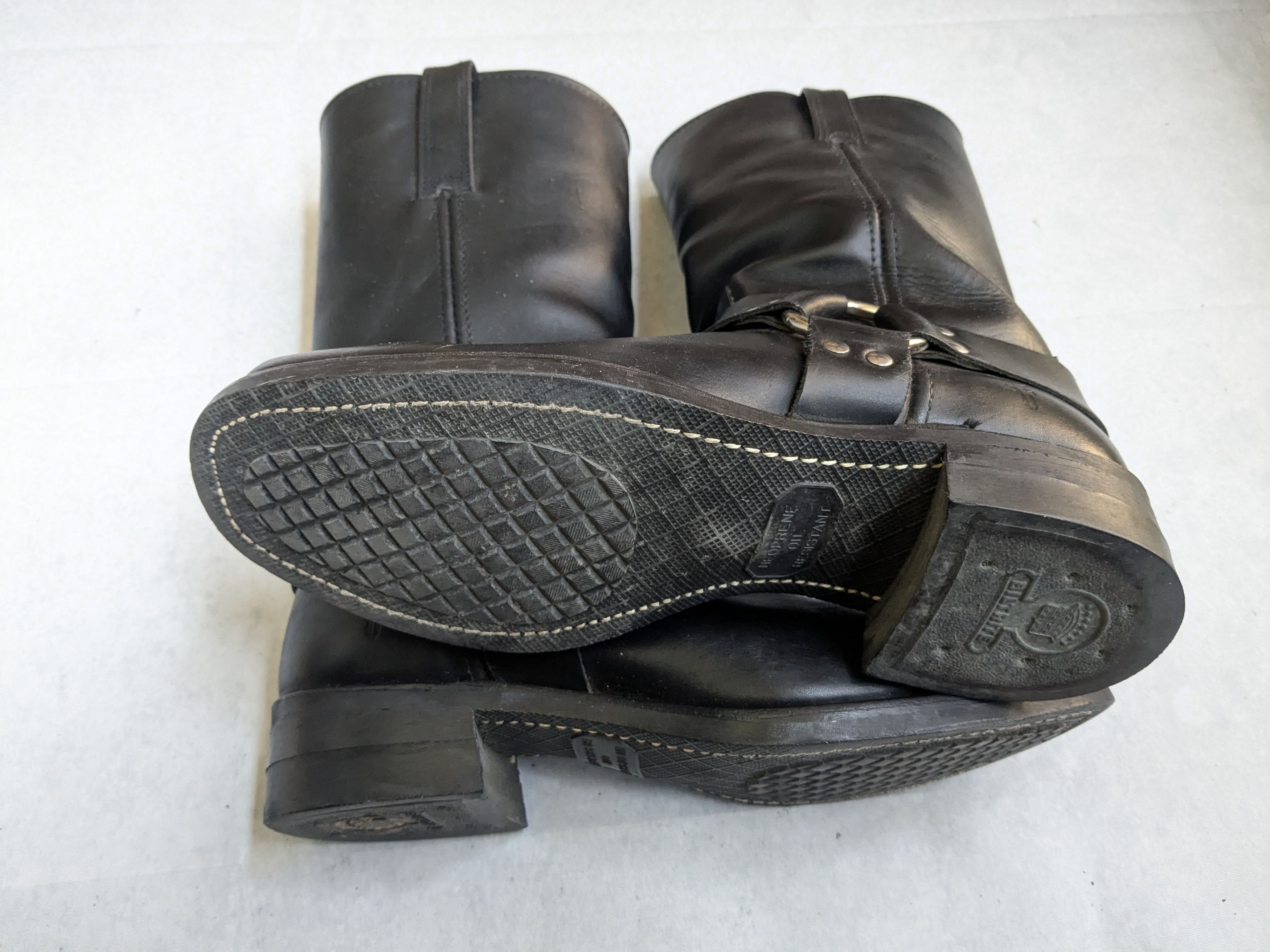 Frye Frye Harness Boots Black Leather 10 M Buckle Size US 10 / EU 43 - 17 Thumbnail