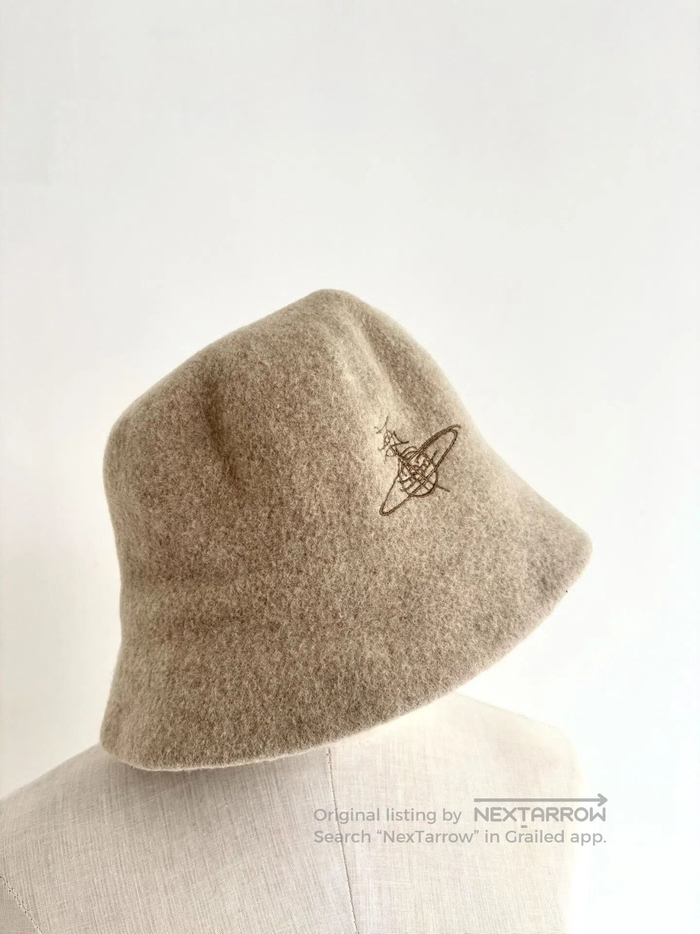 Vivienne Westwood vivienne westwood beige bucket hat. Size ONE SIZE - 2 Thumbnail