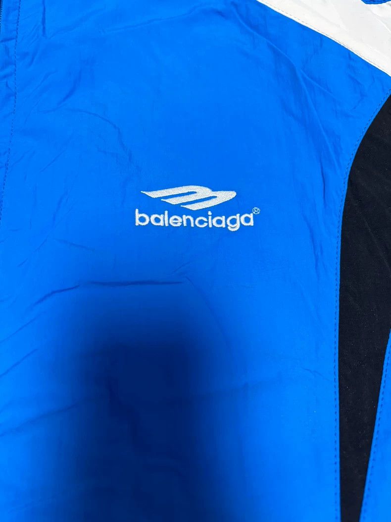 Balenciaga Balenciaga 23fw blue and black 3 B sports tracksuit blazer Size US M / EU 48-50 / 2 - 3 Thumbnail
