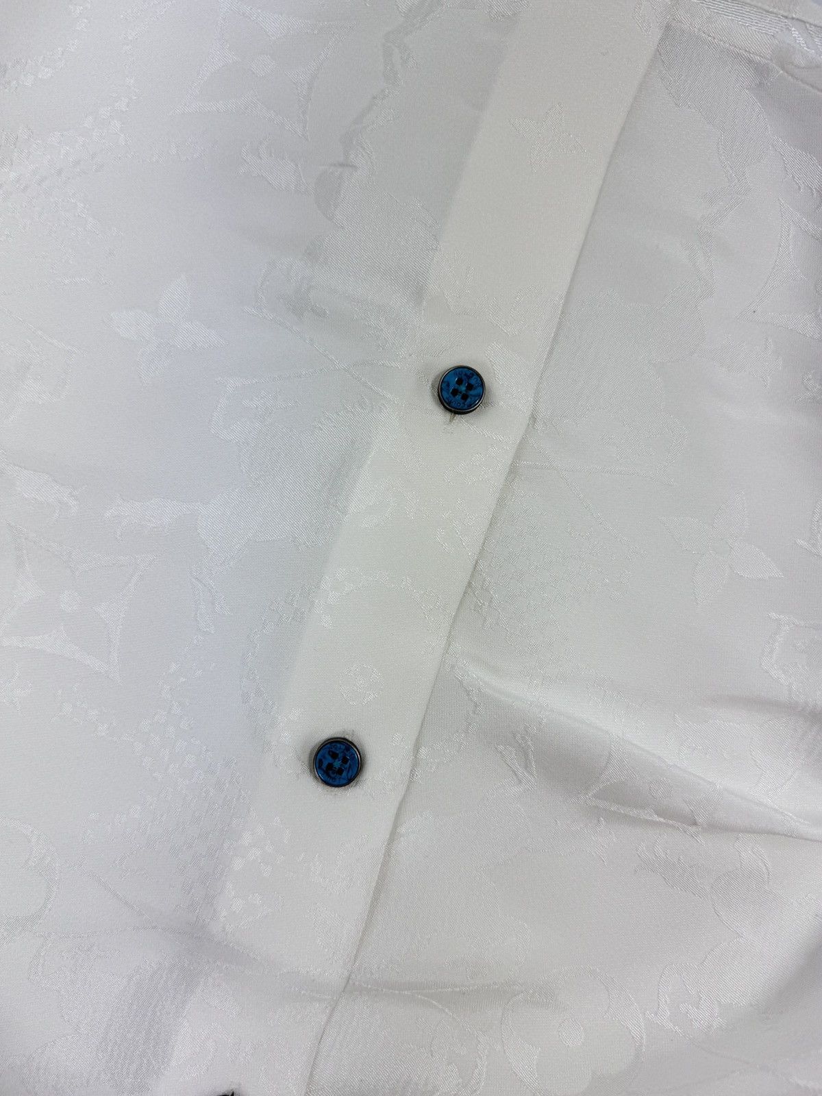Louis Vuitton MONOGRAM RODEO SILK SHIRT 1AFWS2 Size US XL / EU 56 / 4 - 4 Thumbnail