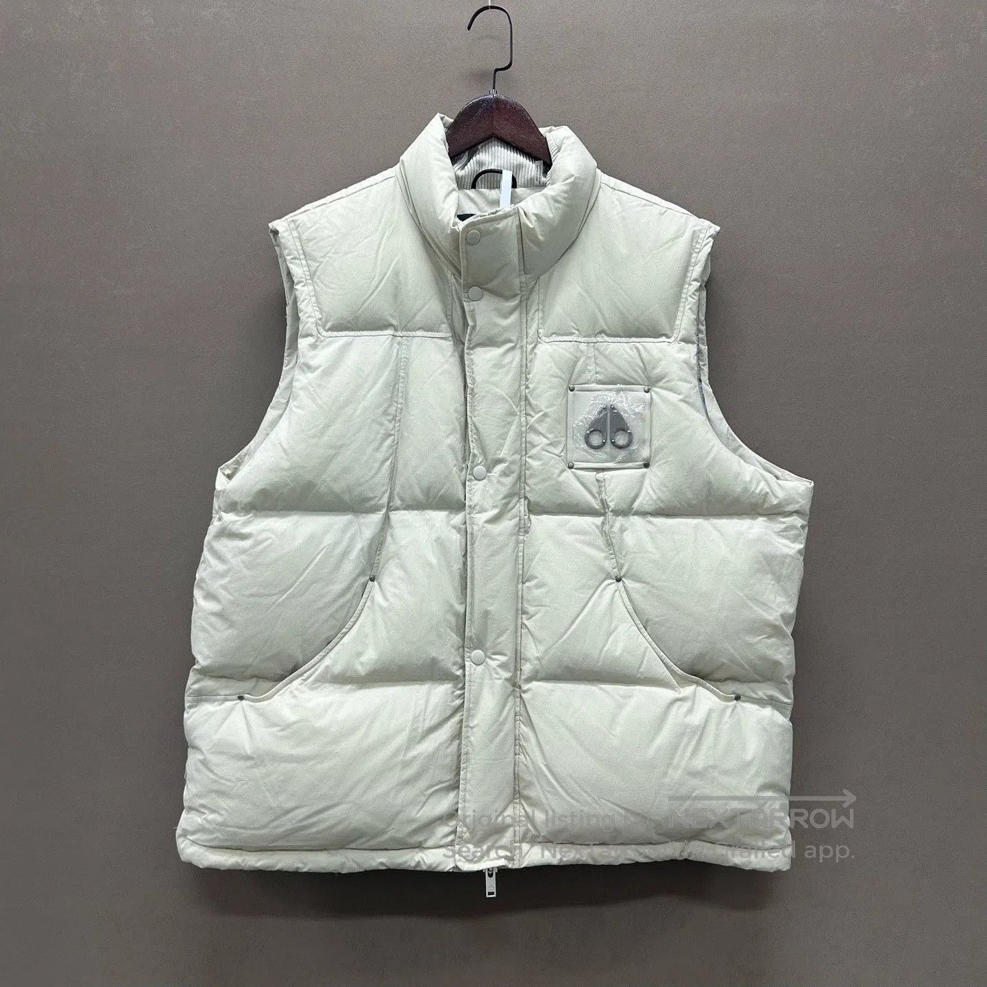 Moose Knuckles moose knuckles beige down vest size 2XL. Size US XXL / EU 58 / 5 - 1 Thumbnail