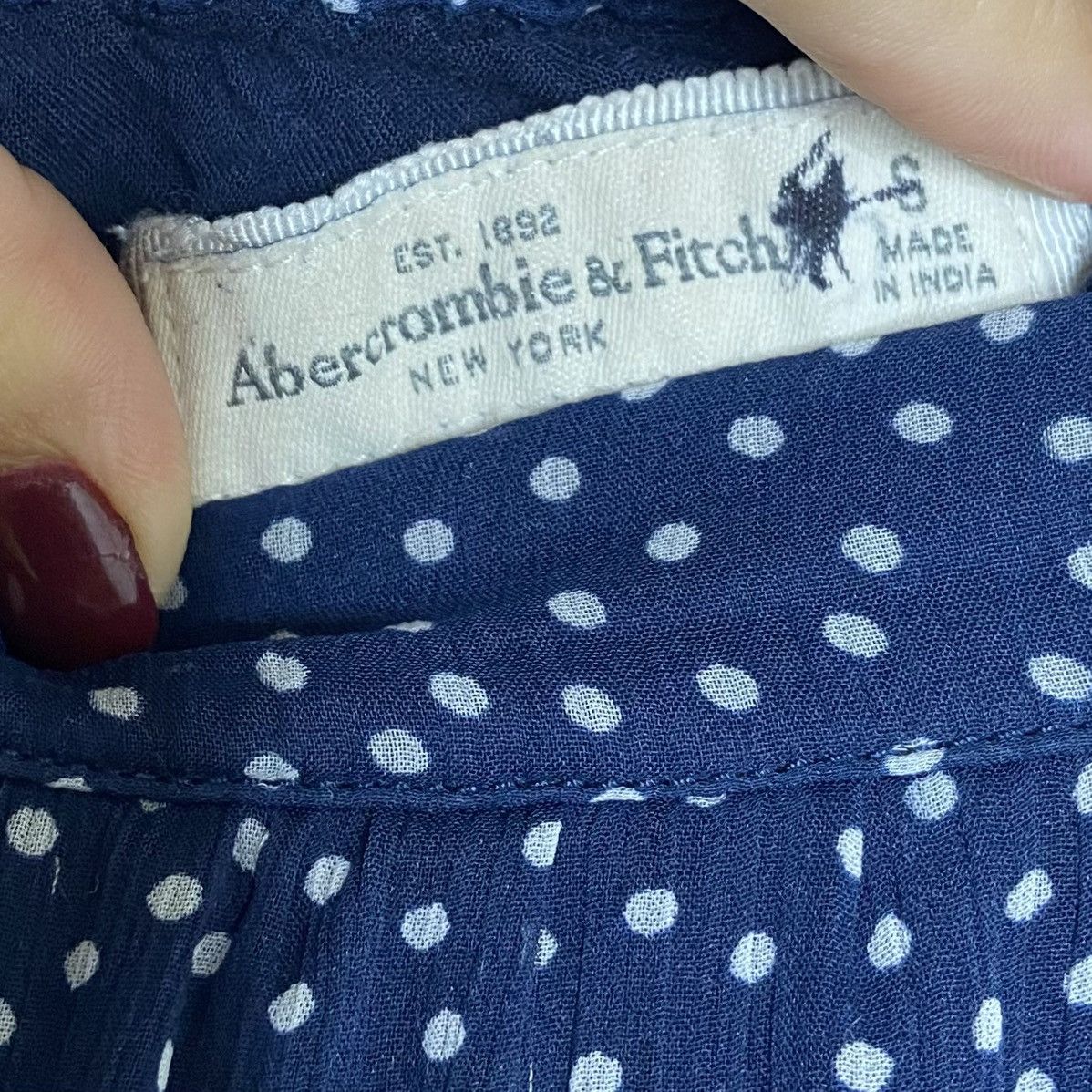 Abercrombie & Fitch Abercrombie & Fitch Navy & White Polka Dot Mini Skirt | Sm Size 27" / US 4 / IT 40 - 4 Thumbnail