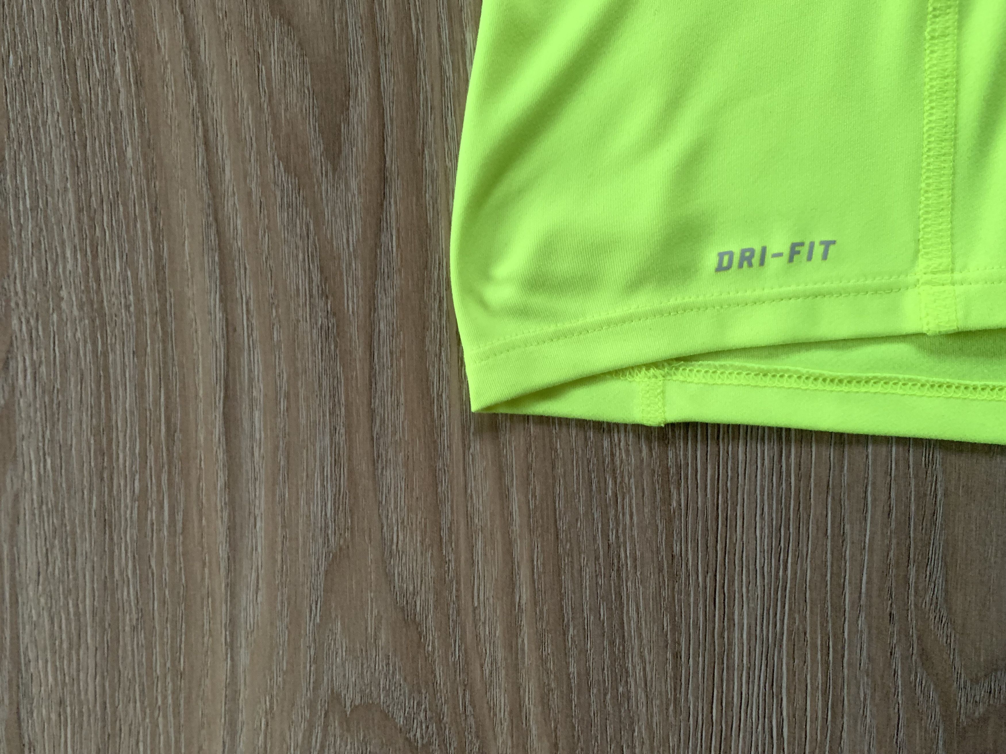Nike Nike Running Light Green Training T Shirt Size US L / EU 52-54 / 3 - 5 Thumbnail