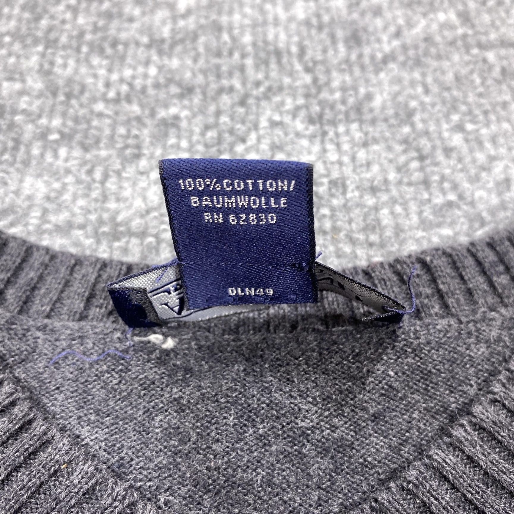 Lands' End Lands' End Mens XL Gray V-Neck Cotton Pullover Sweater Lightweight Madagascar Pullover Knit Casual Fall Mens Size US XL / EU 56 / 4 - 3 Thumbnail
