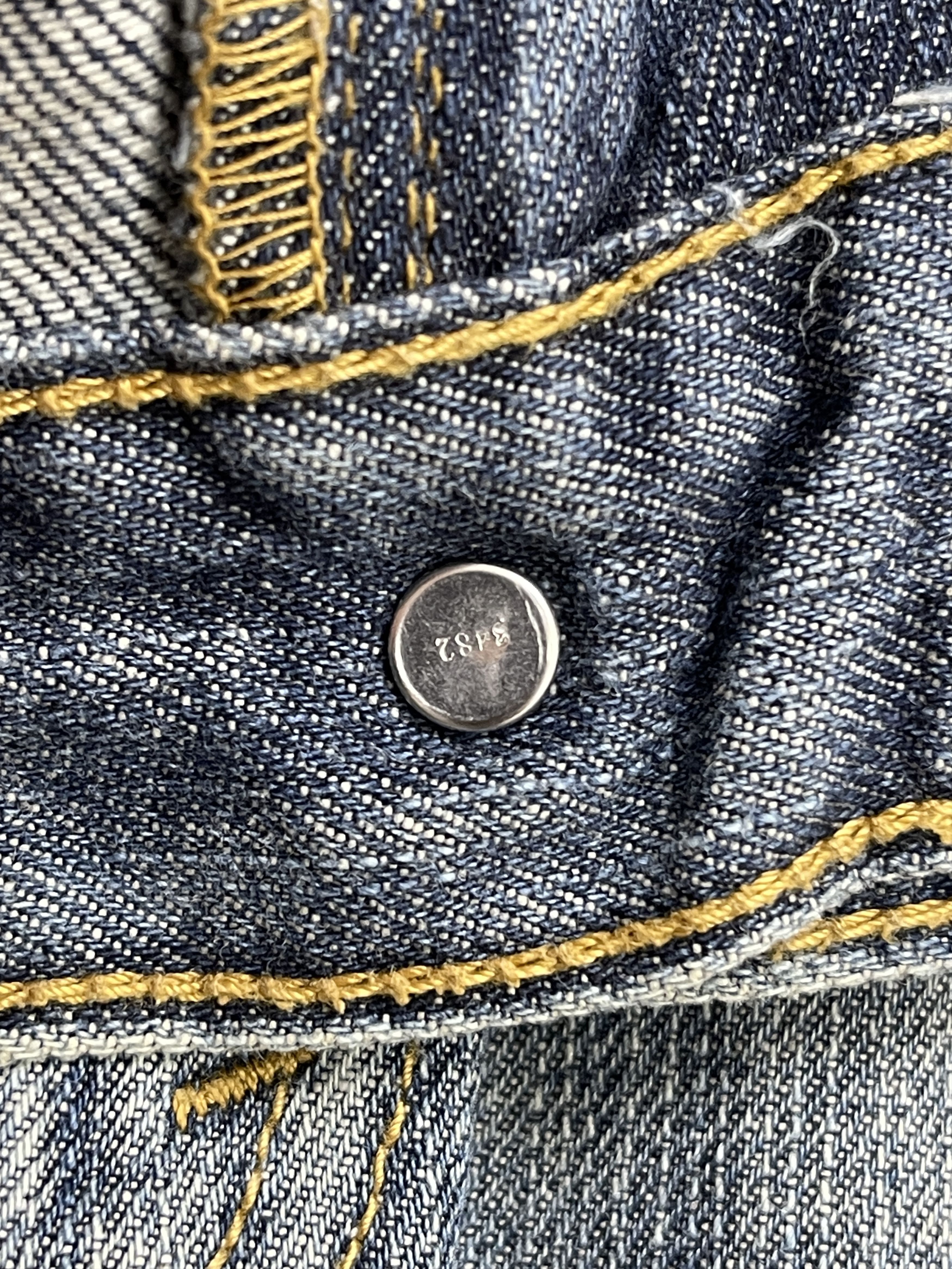 Levi's × Vintage Distressed Vintage Levis 505 Faded Blue Jeans DP2559 Size US 34 / EU 50 - 15 Thumbnail