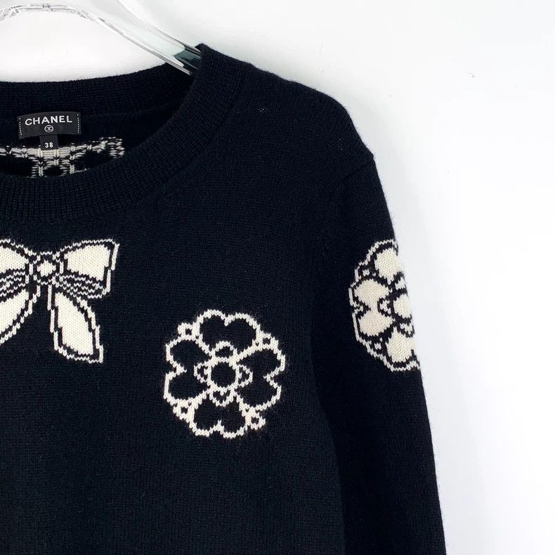 Chanel Chanel Black bow inlaid cashmere round-neck long-sleeved s Size XS / US 0-2 / IT 36-38 - 3 Thumbnail